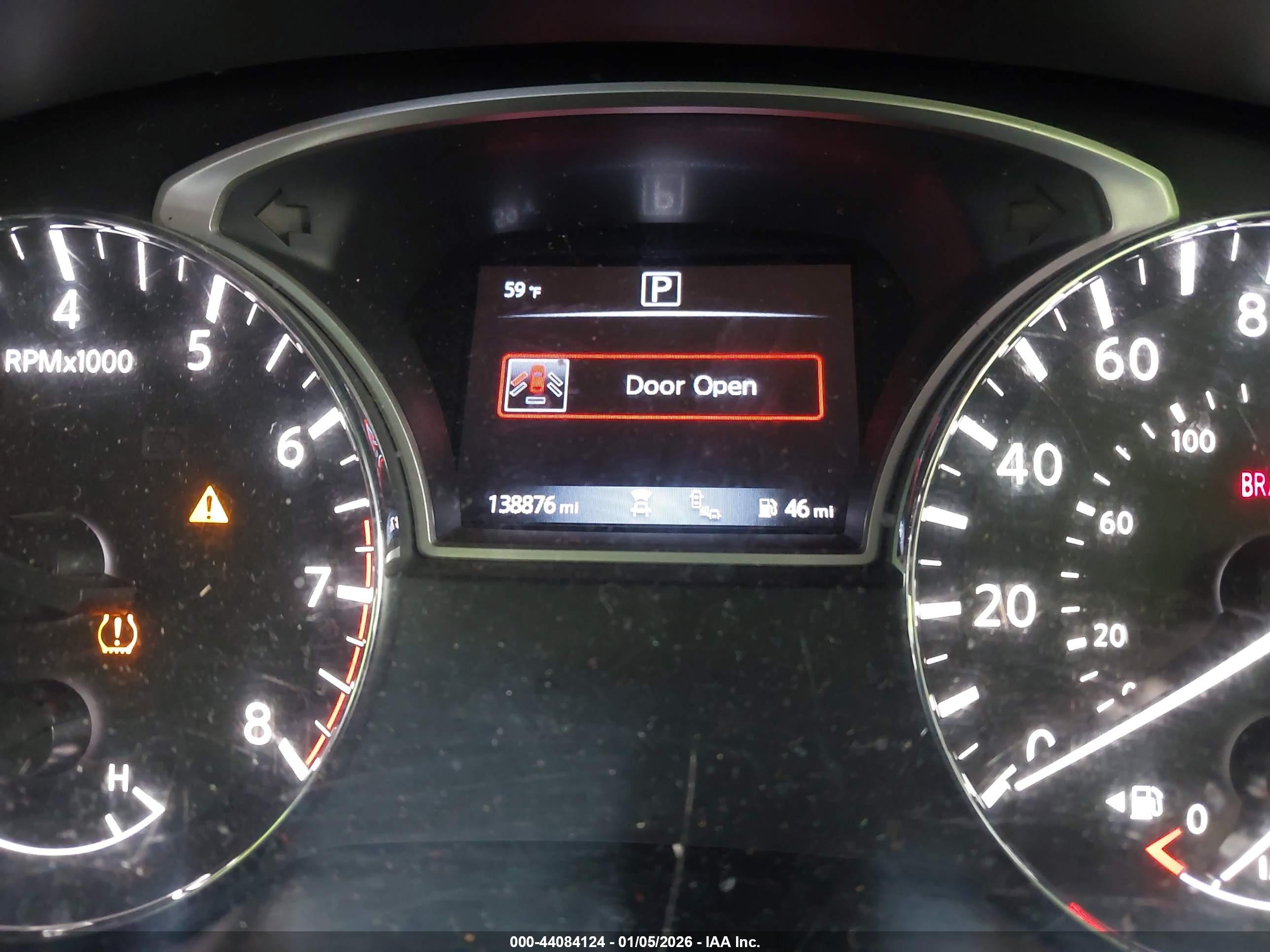 NISSAN PATHFINDER image 7
