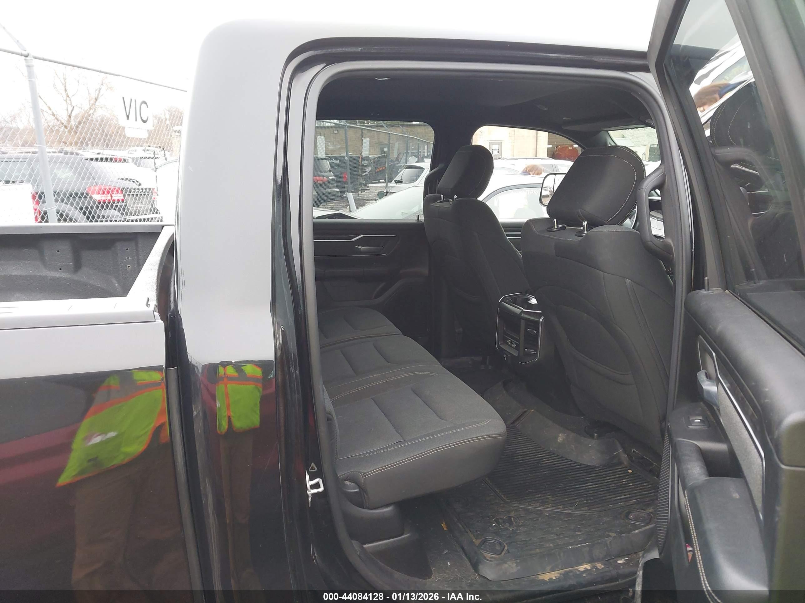 RAM 1500 image 8