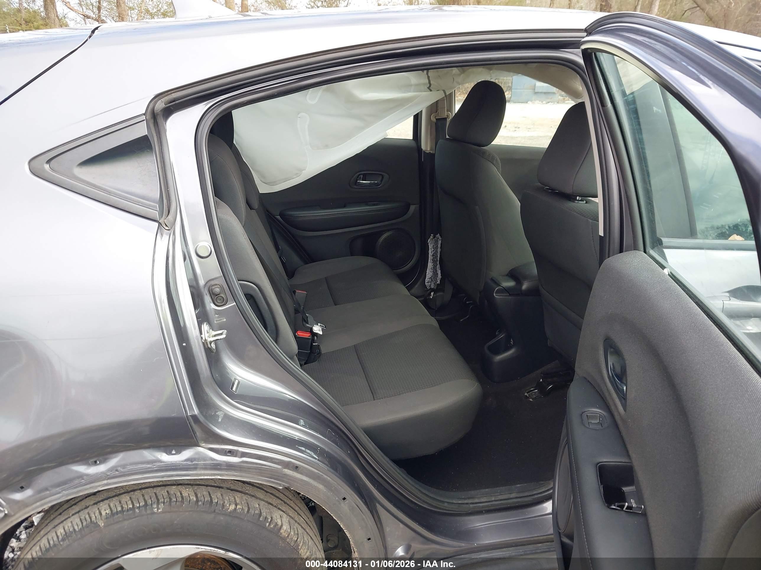 HONDA HR-V image 8