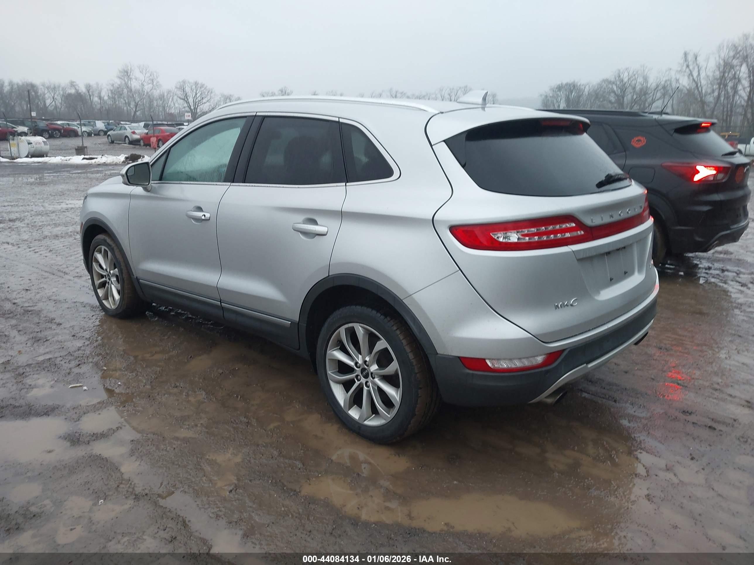 LINCOLN MKC image 3