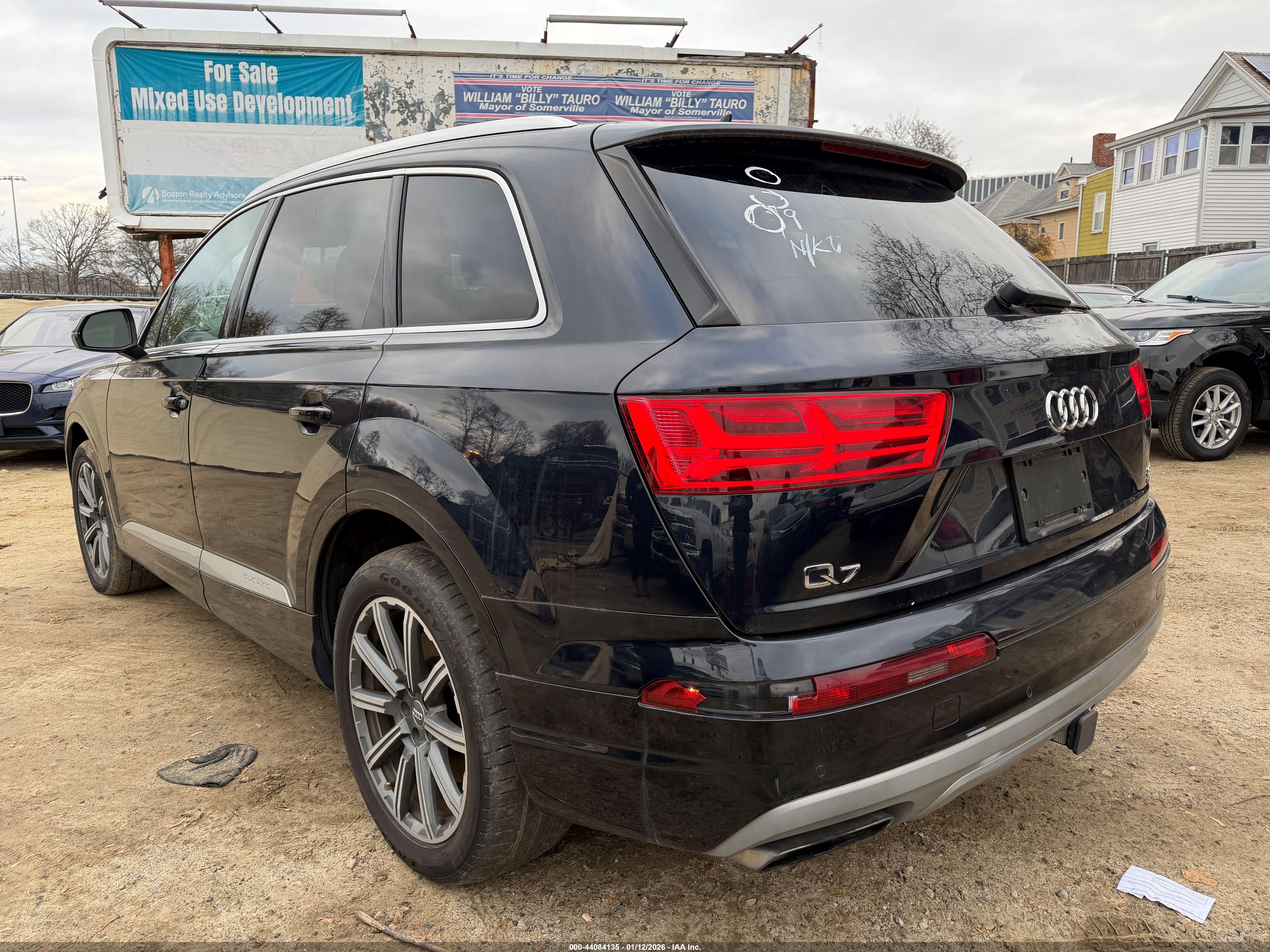 AUDI Q7 image 3