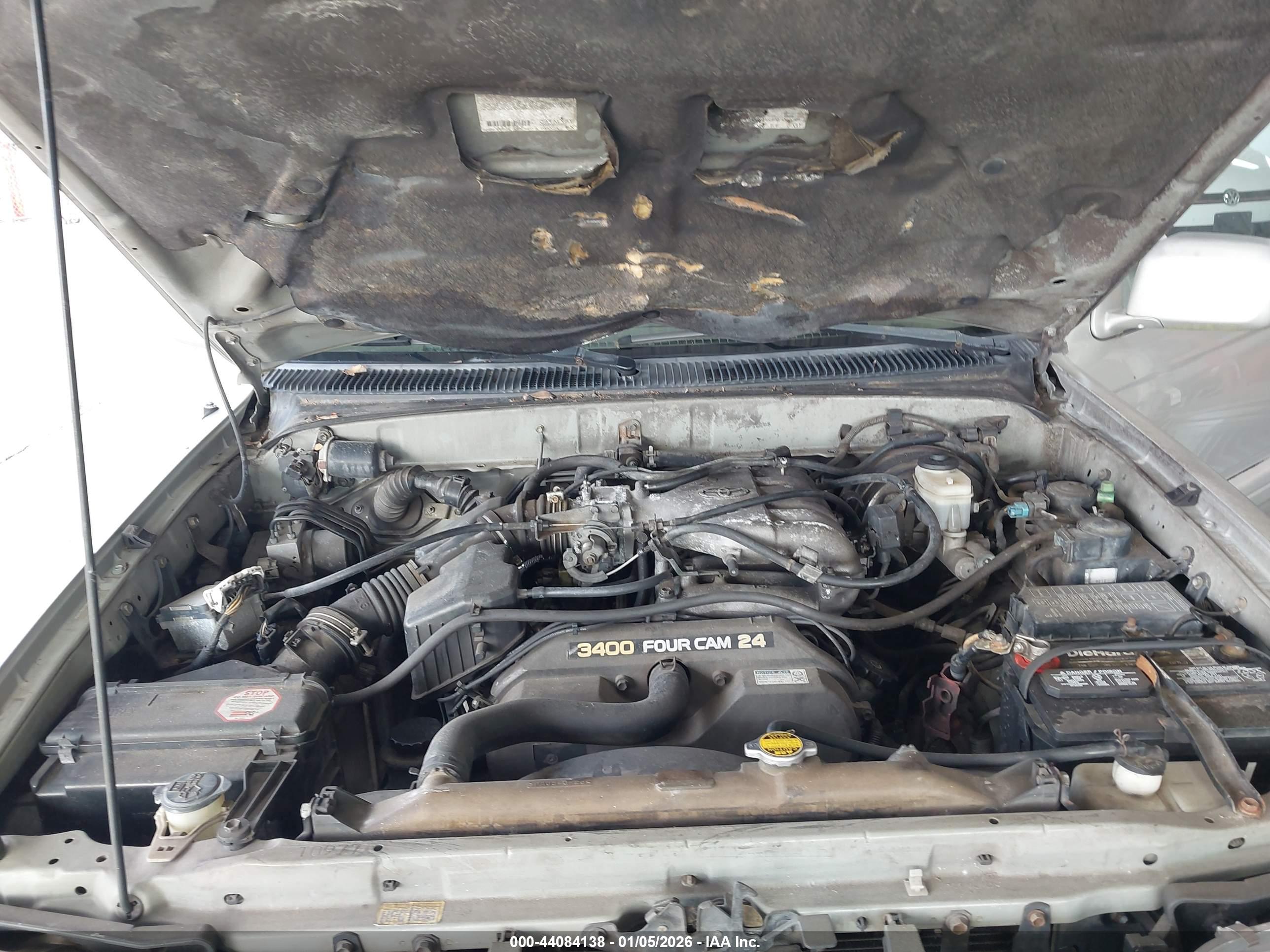 TOYOTA 4RUNNER image 10