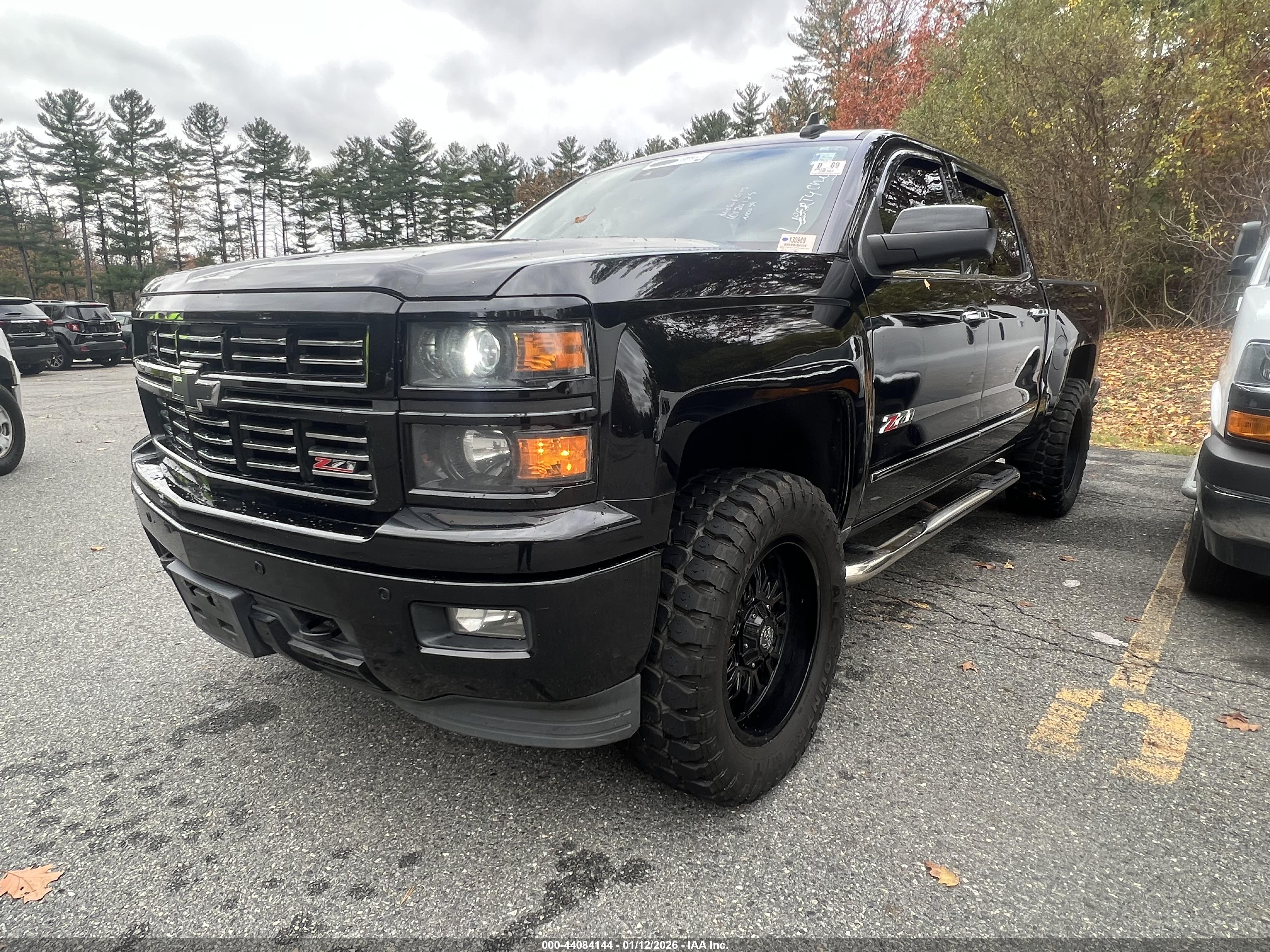 CHEVROLET SILVERADO image 2
