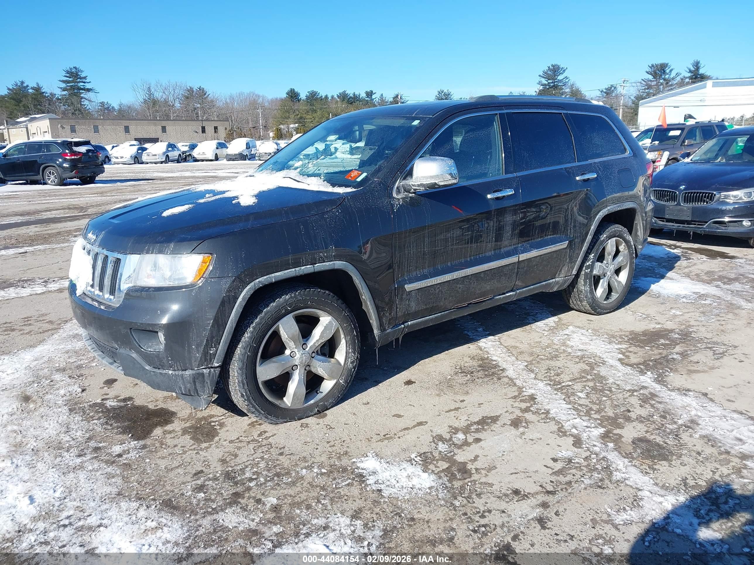 JEEP GRAND image 2
