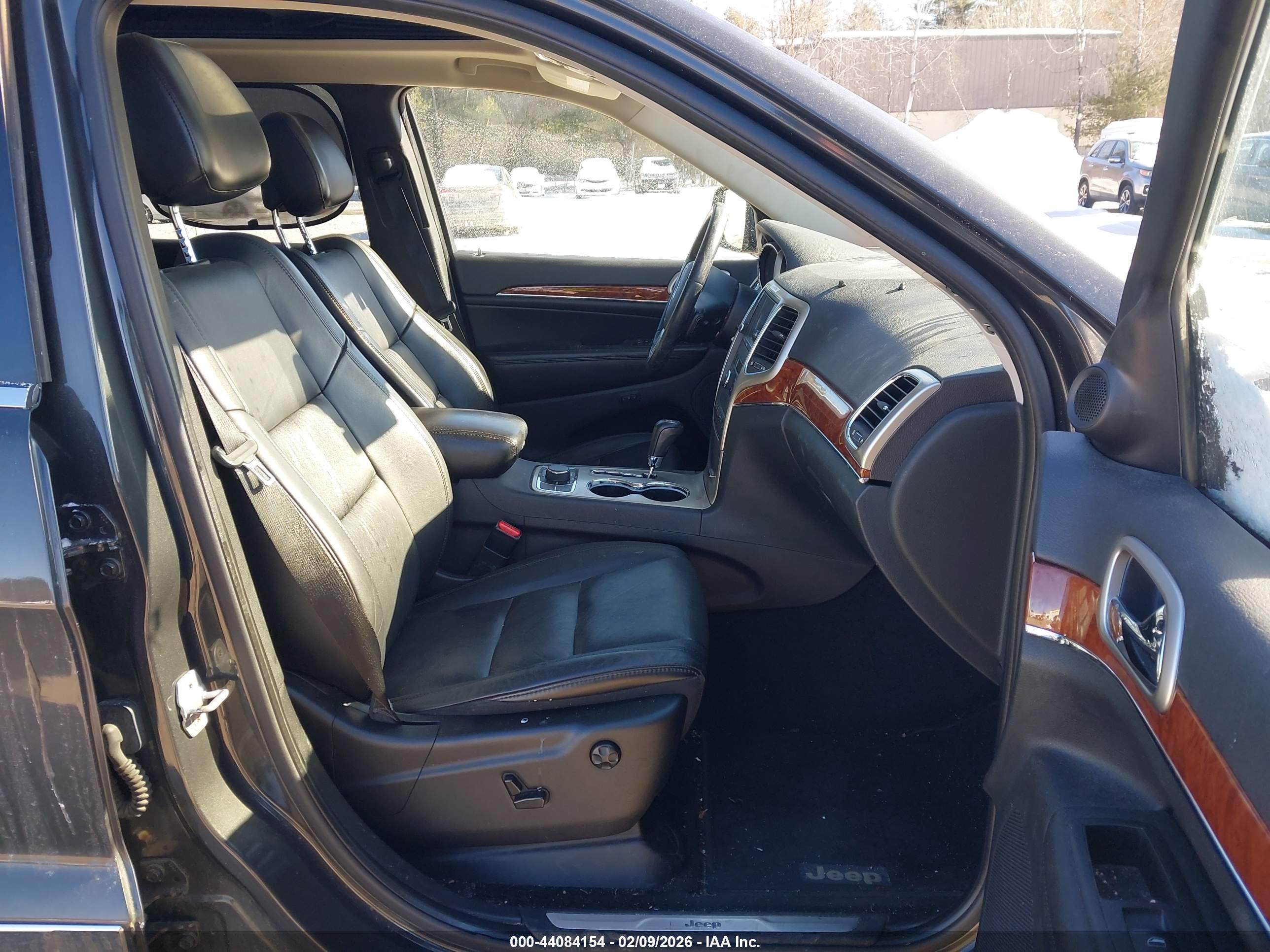 JEEP GRAND image 5