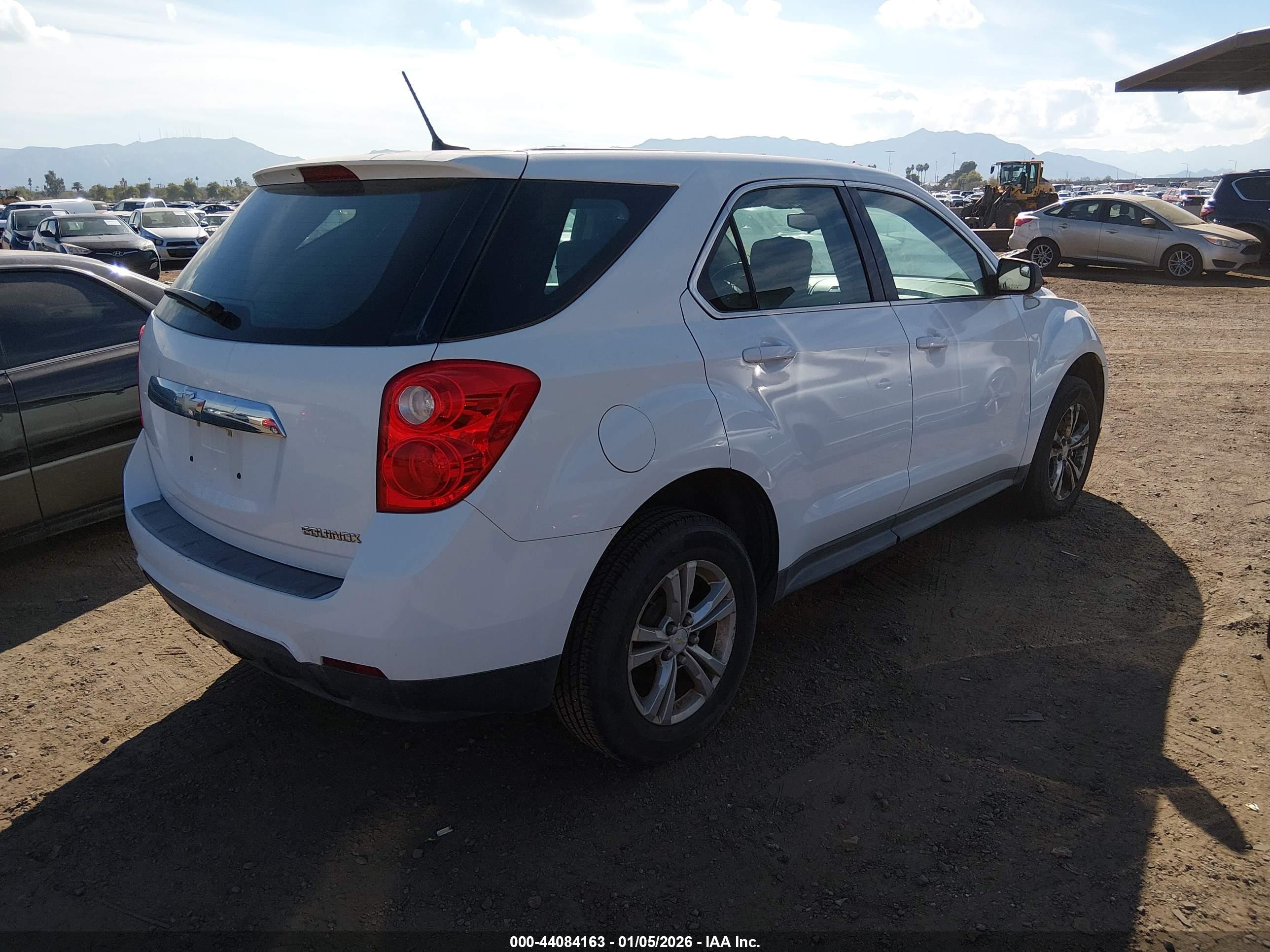 CHEVROLET EQUINOX image 4