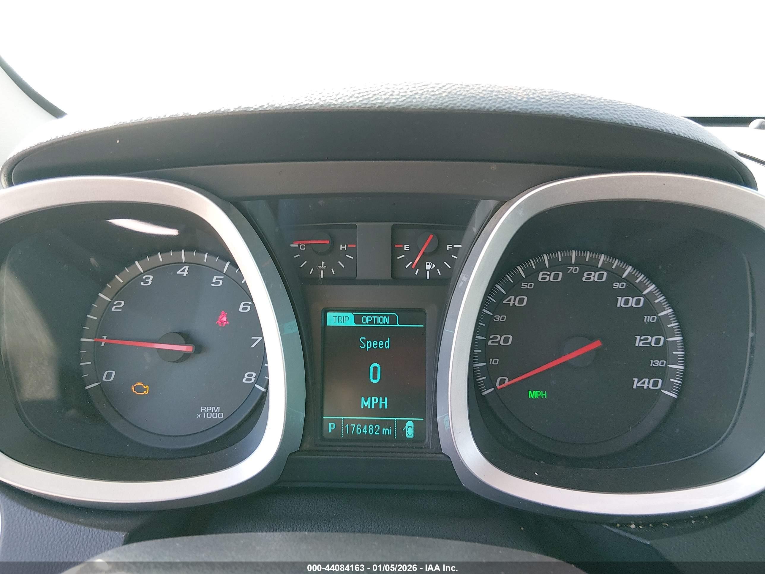 CHEVROLET EQUINOX image 7