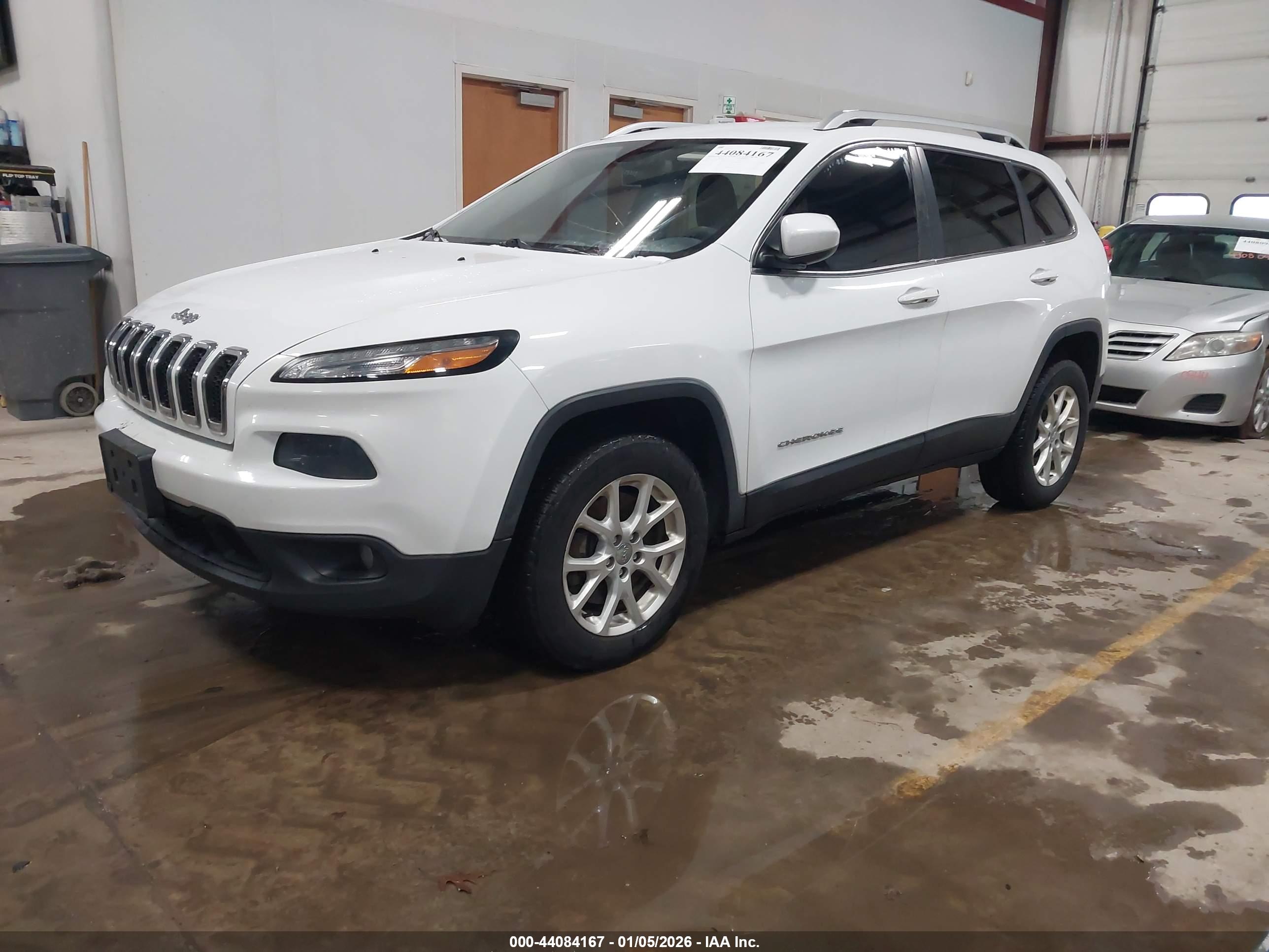 JEEP CHEROKEE image 2