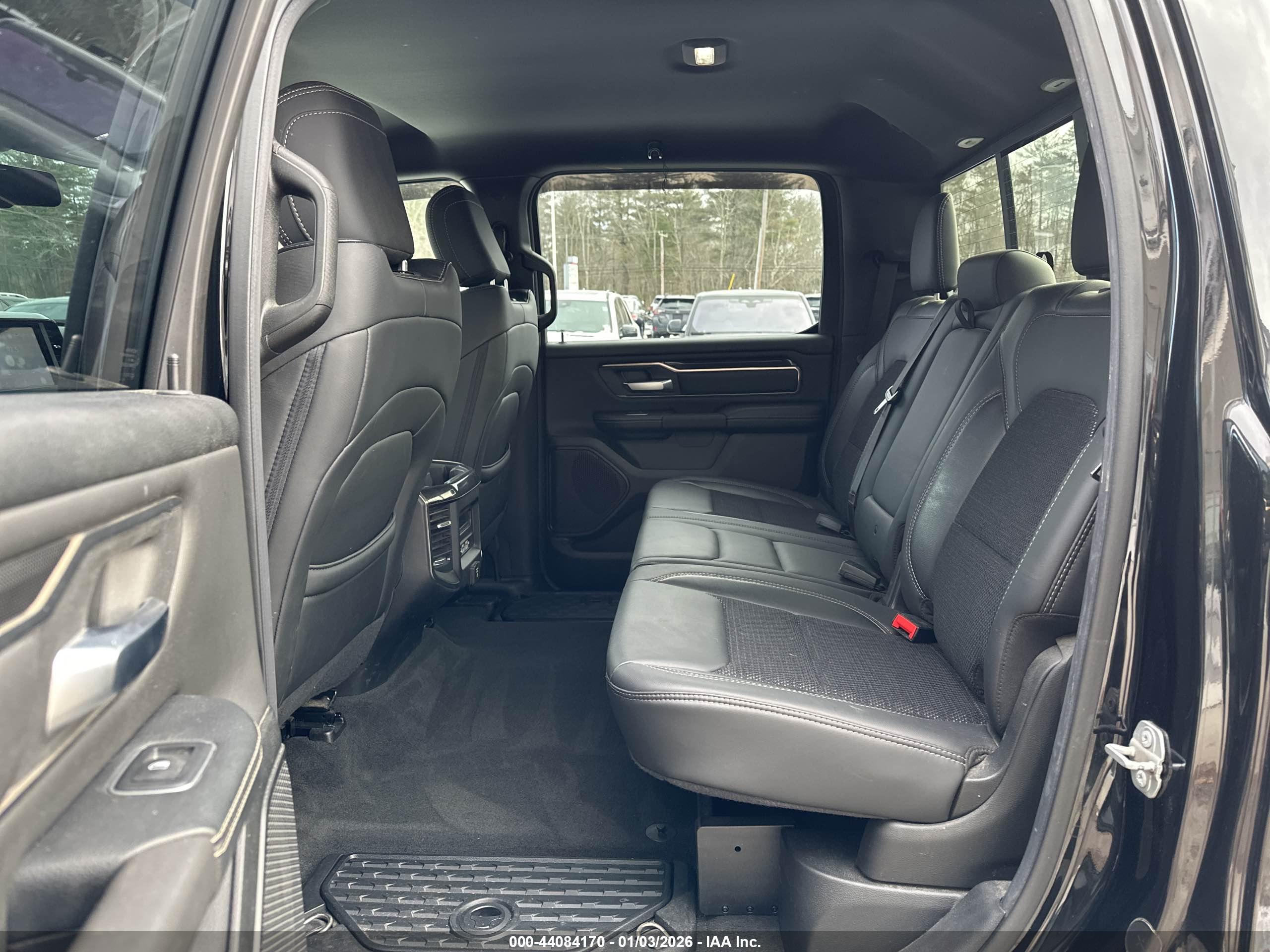RAM 1500 image 8