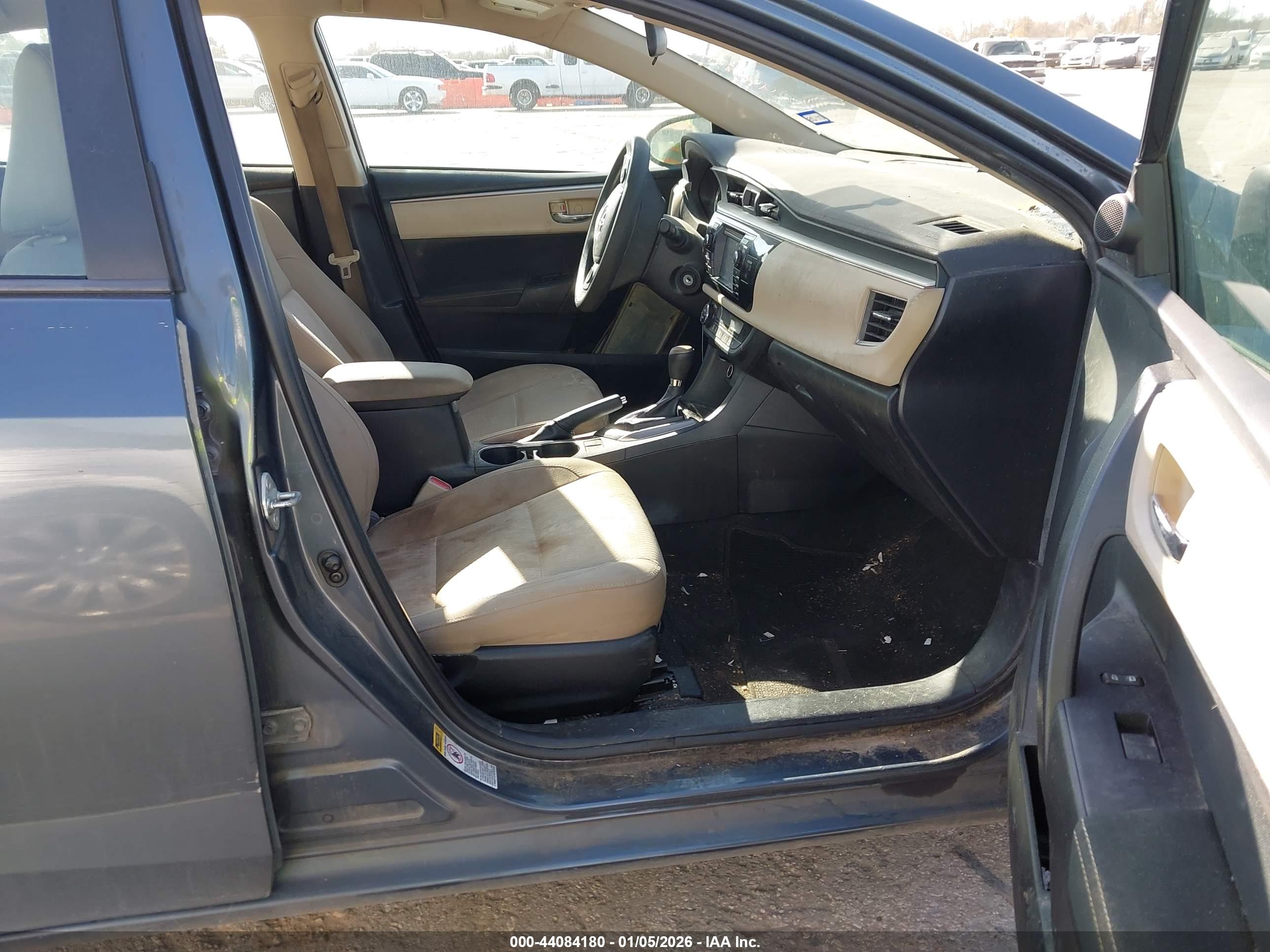 TOYOTA COROLLA image 5