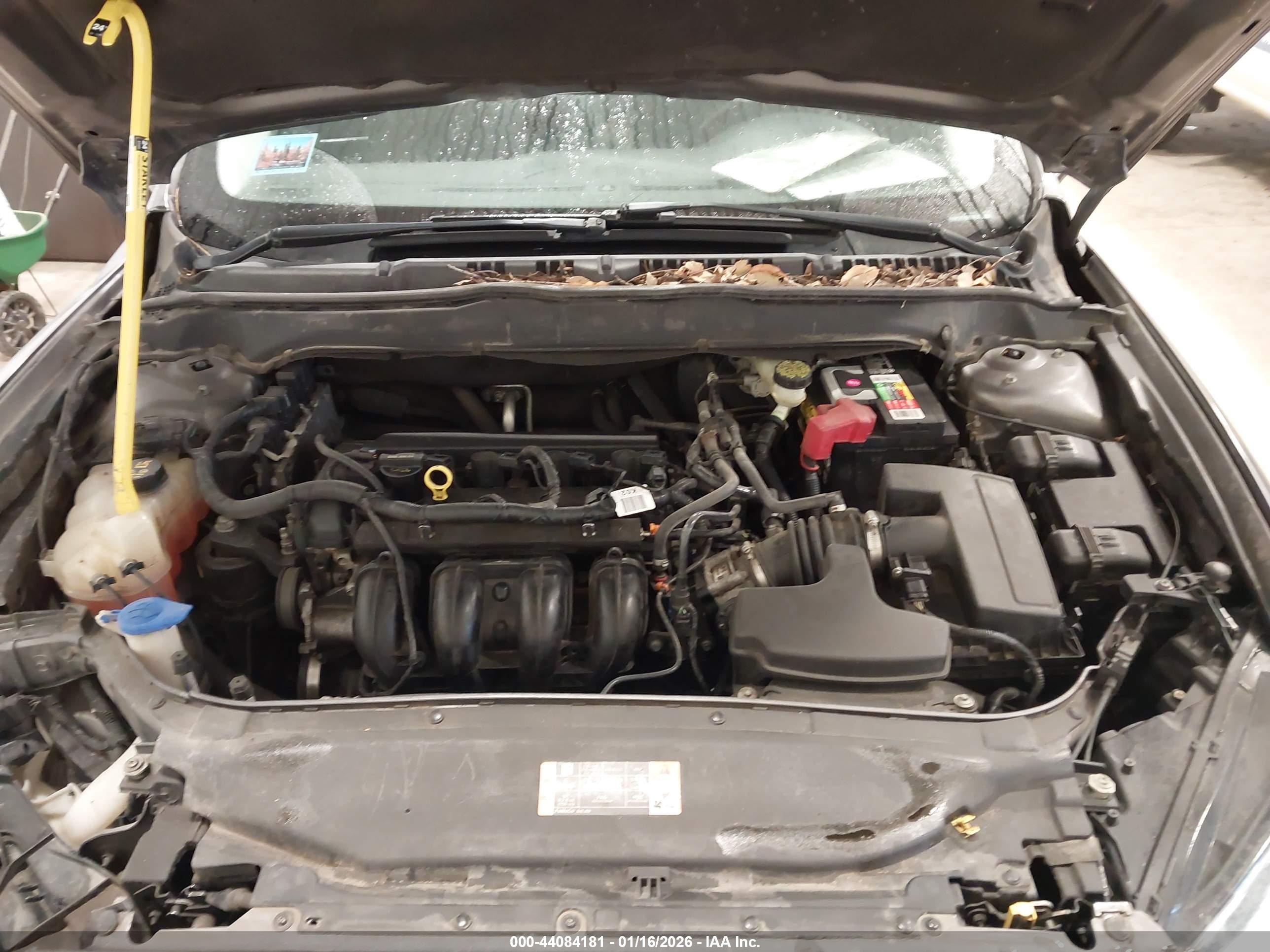 FORD FUSION image 10
