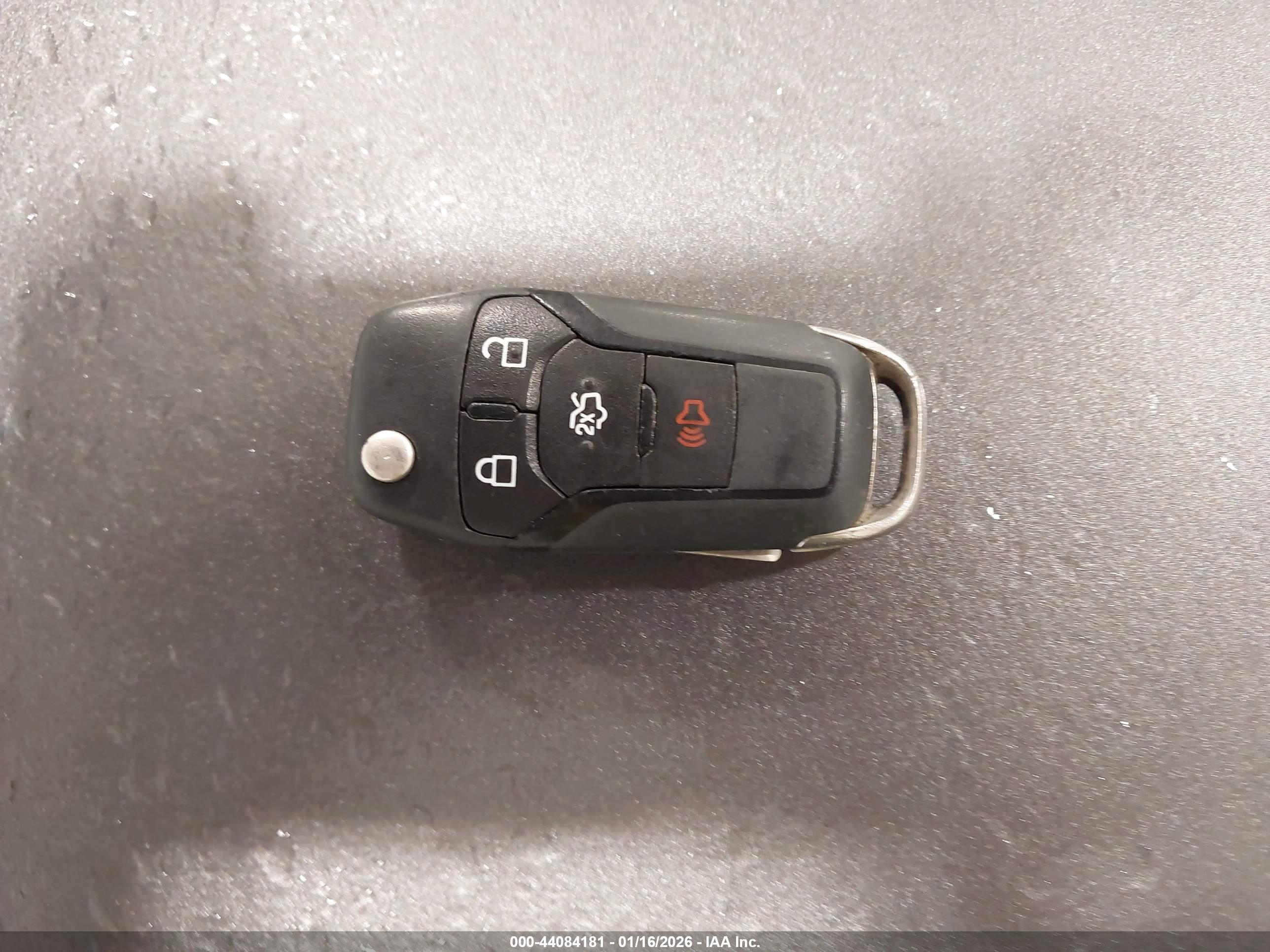 FORD FUSION image 11