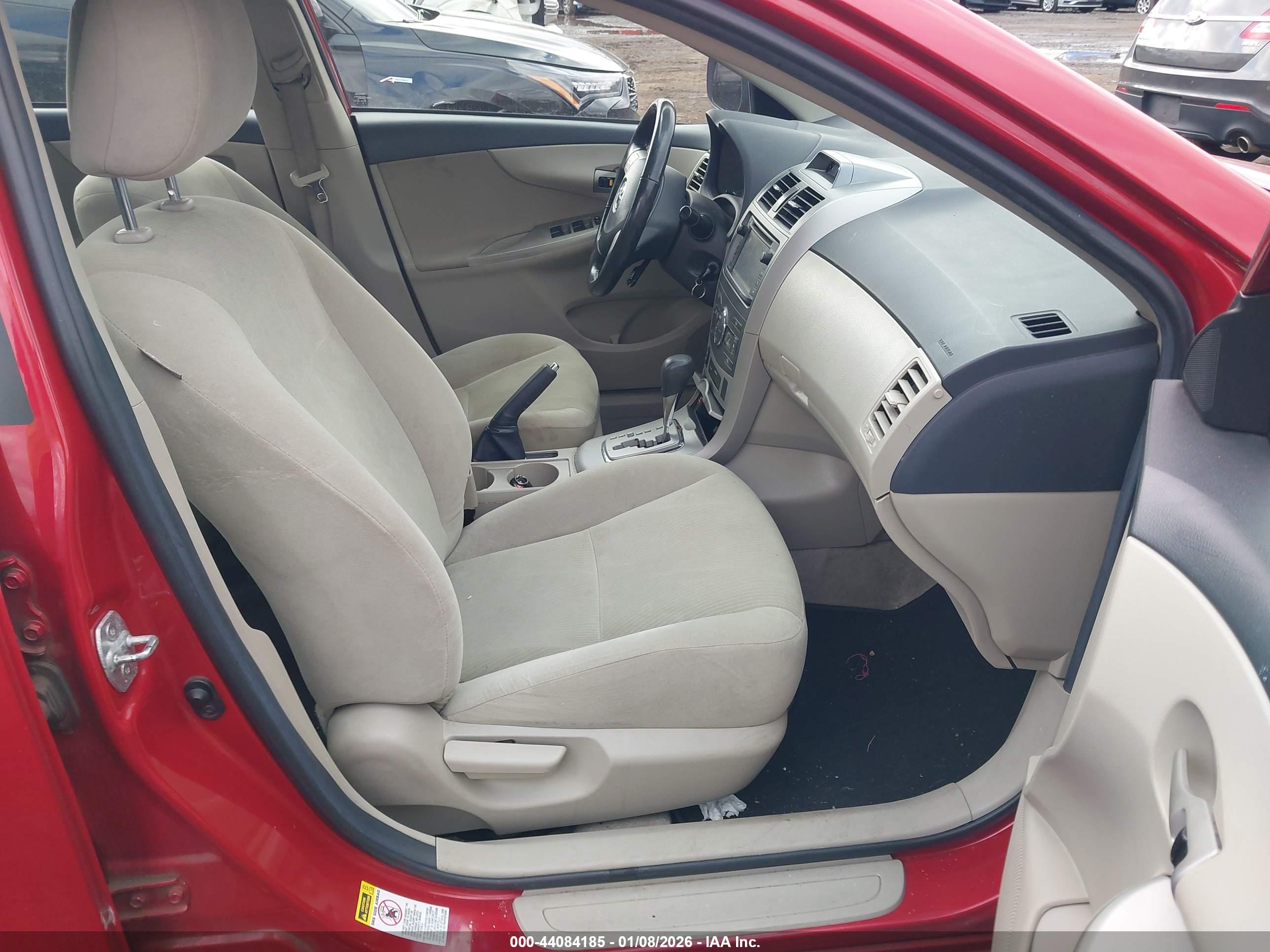 TOYOTA COROLLA image 5