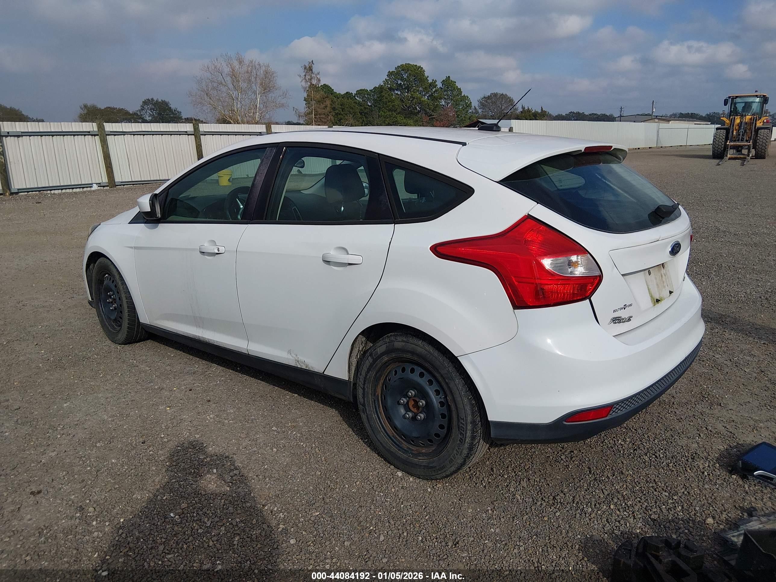 FORD FOCUS image 3