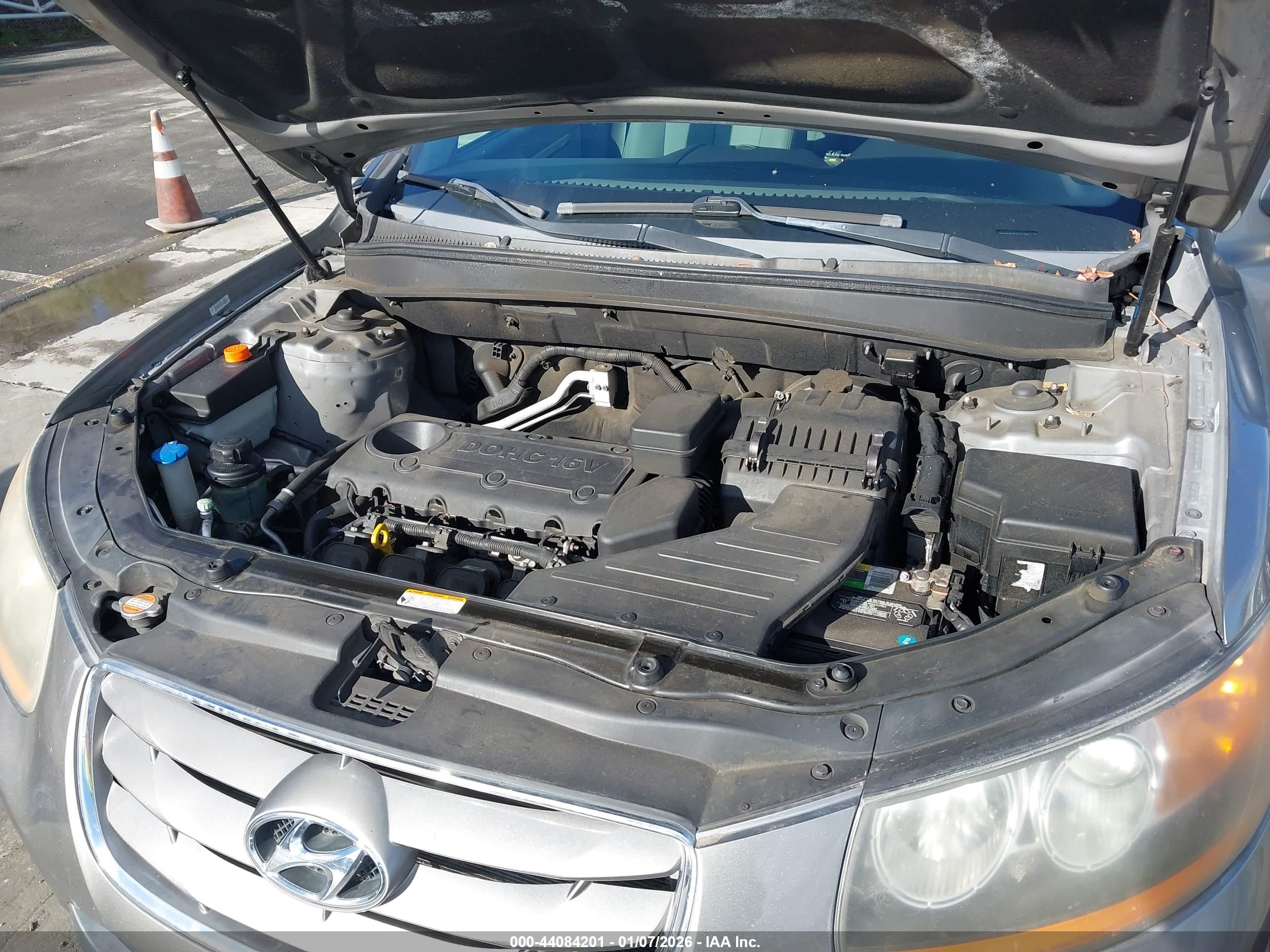 HYUNDAI SANTA image 10