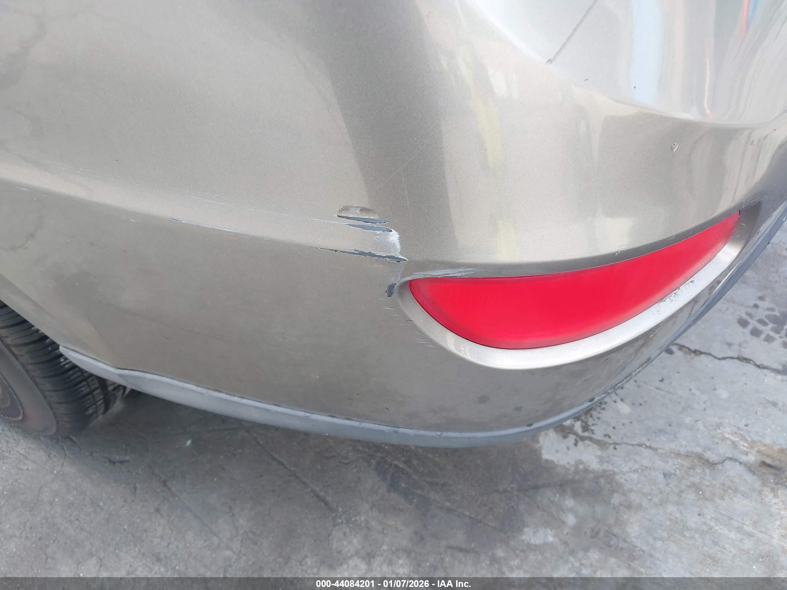 HYUNDAI SANTA image 6