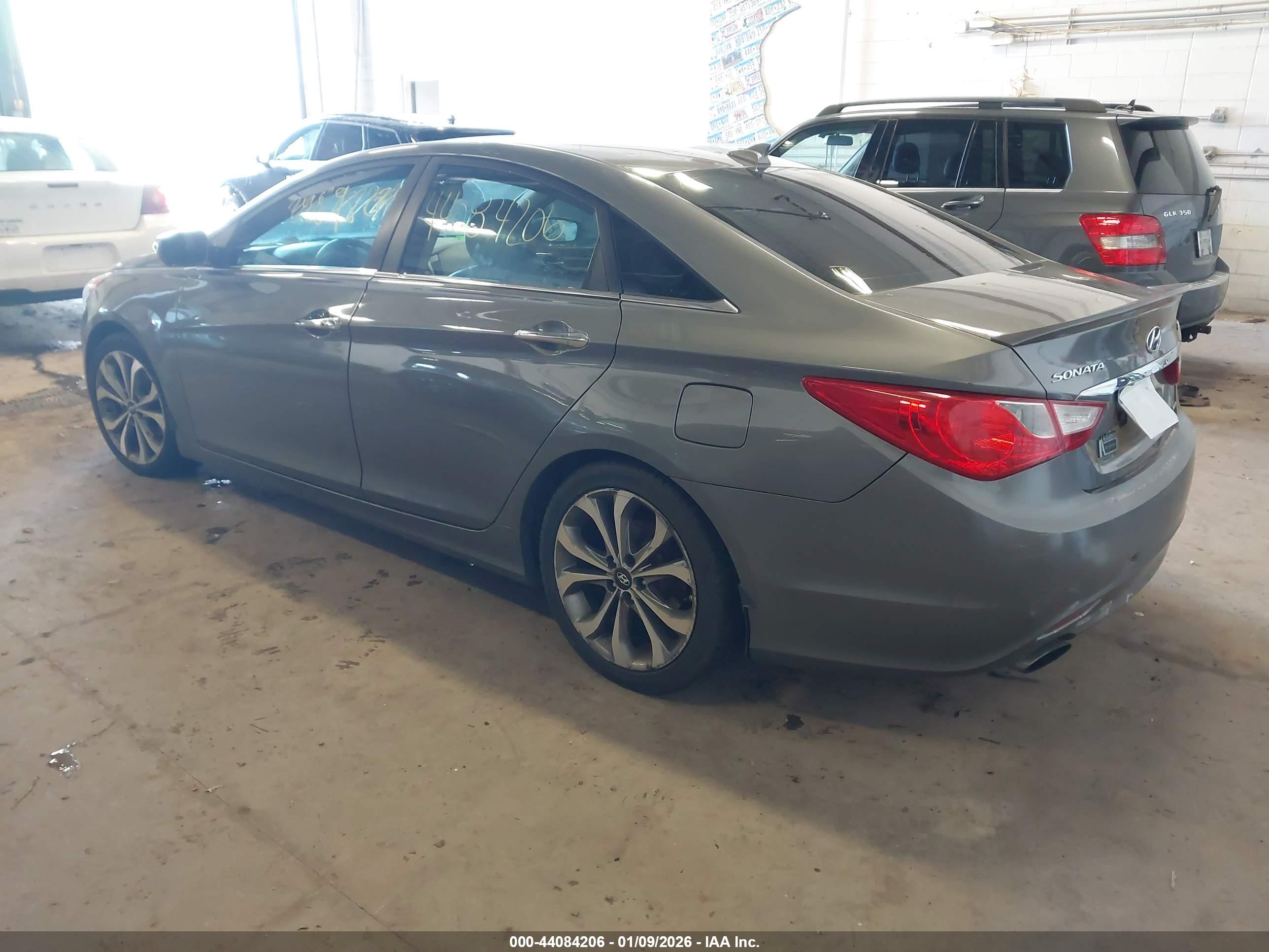HYUNDAI SONATA image 3