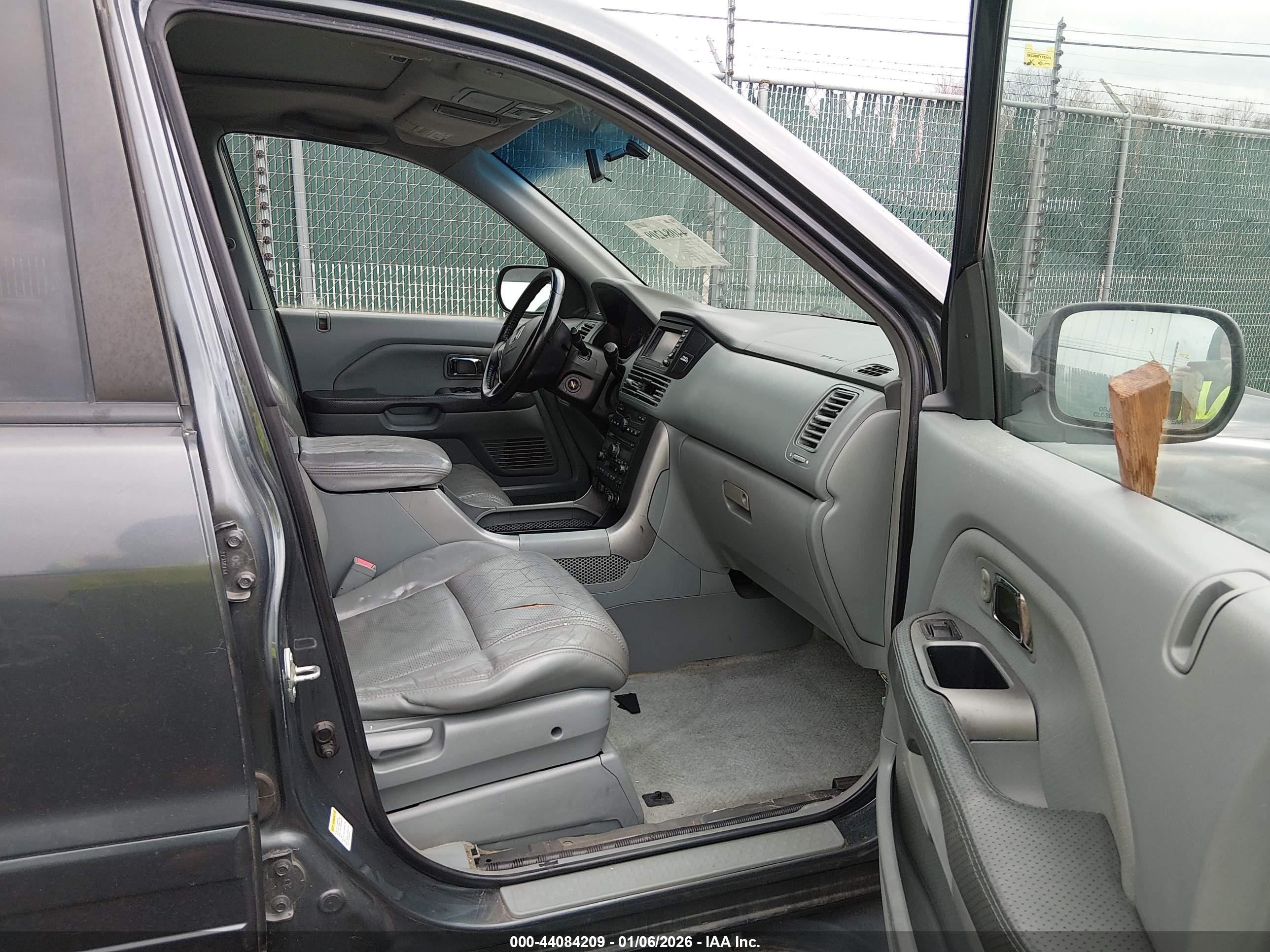 HONDA PILOT image 5