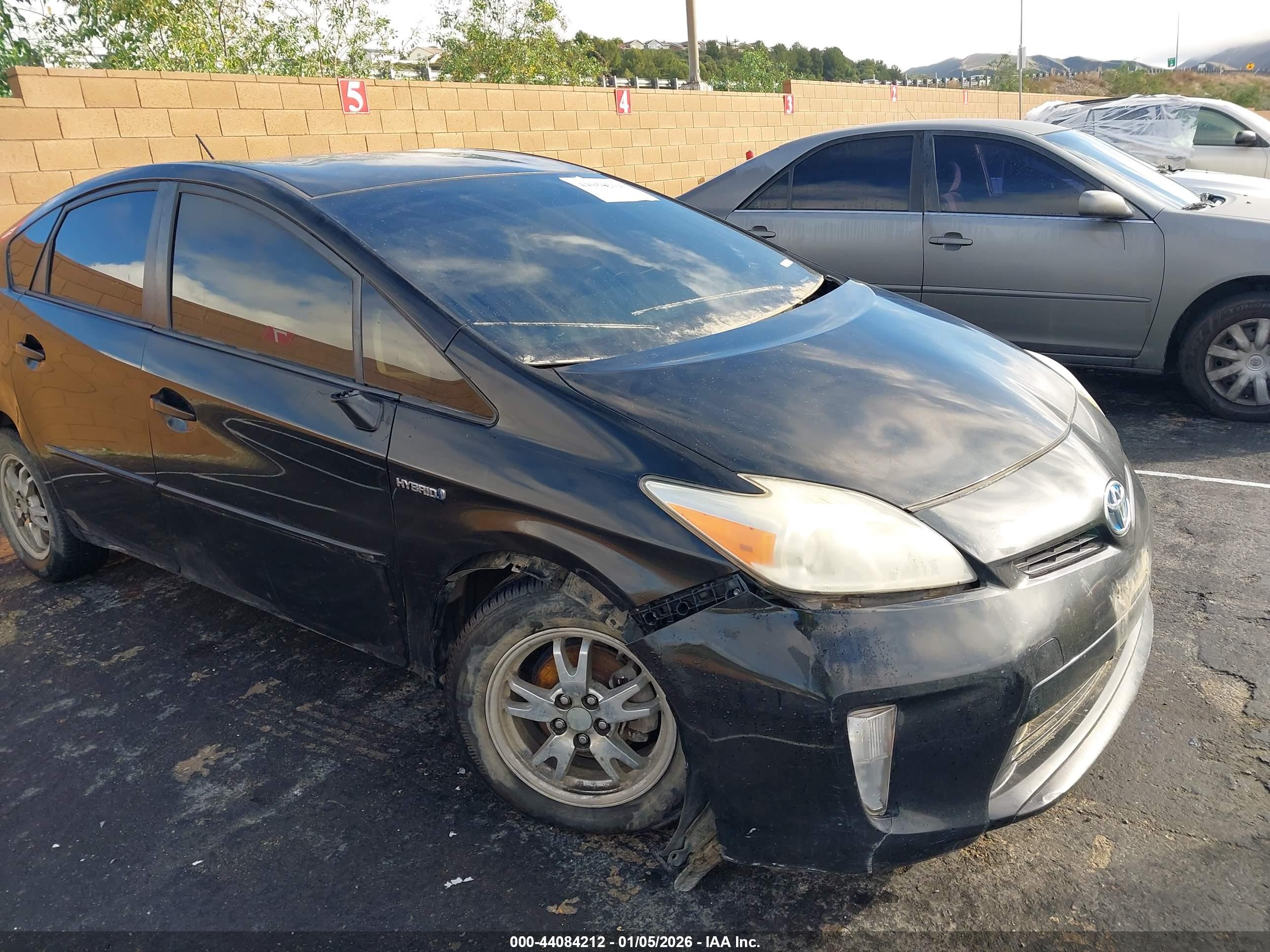 TOYOTA PRIUS image 6