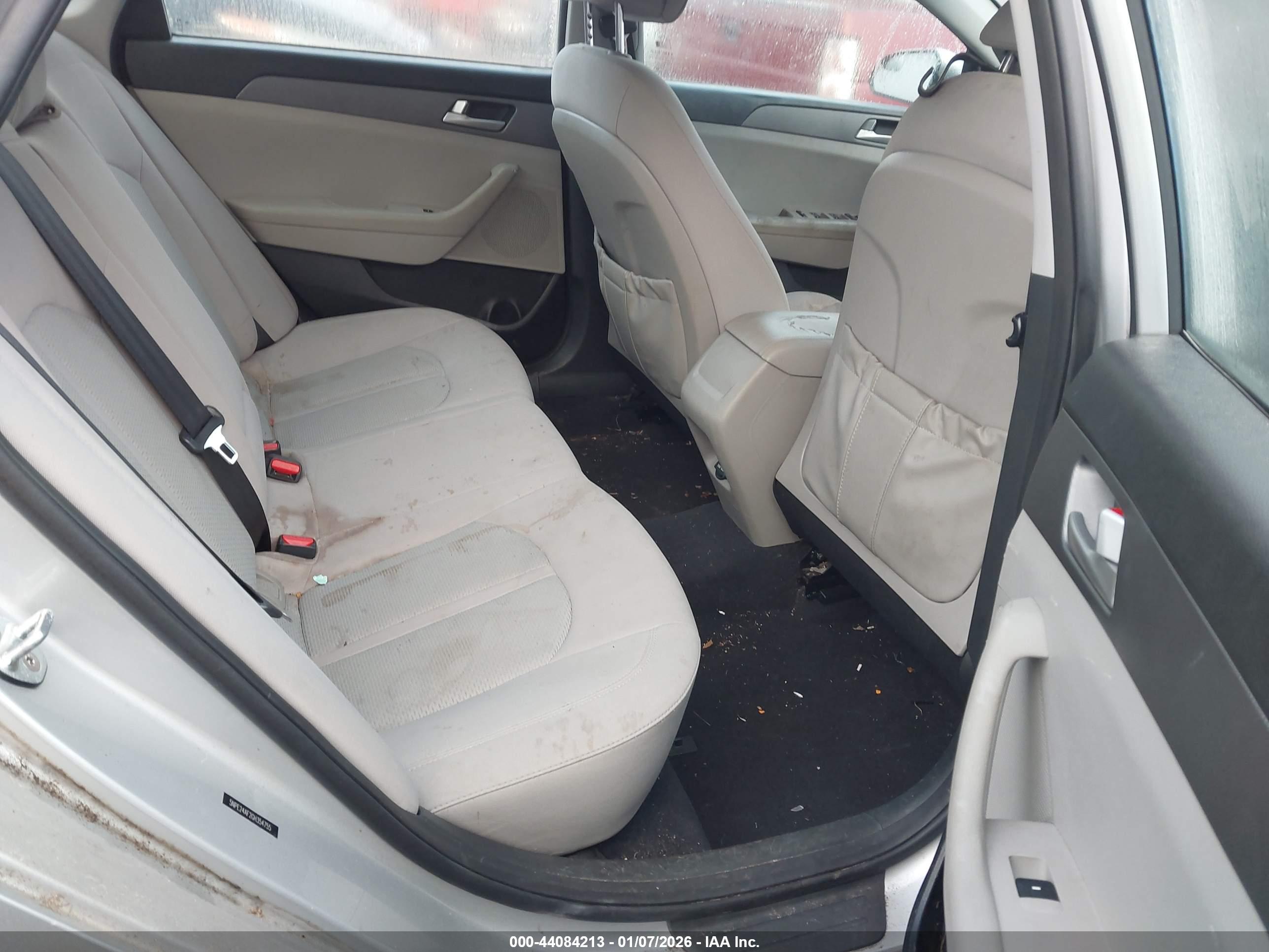 HYUNDAI SONATA image 8