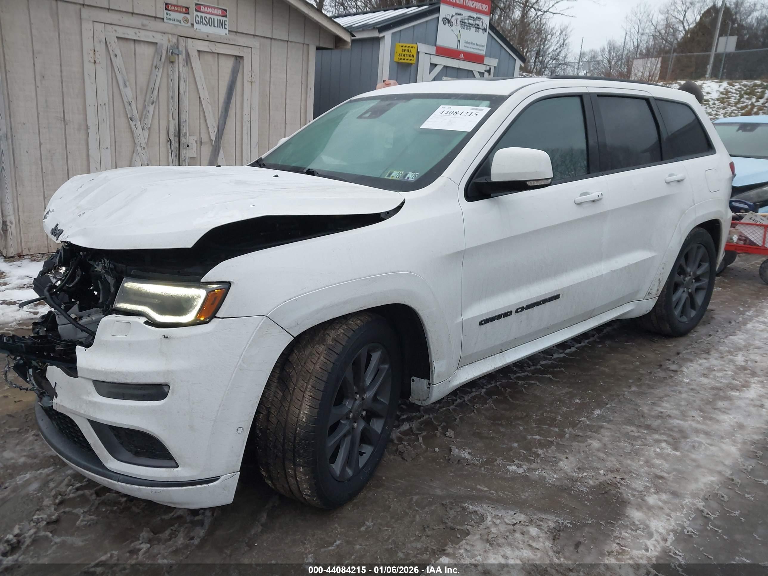 JEEP GRAND image 2