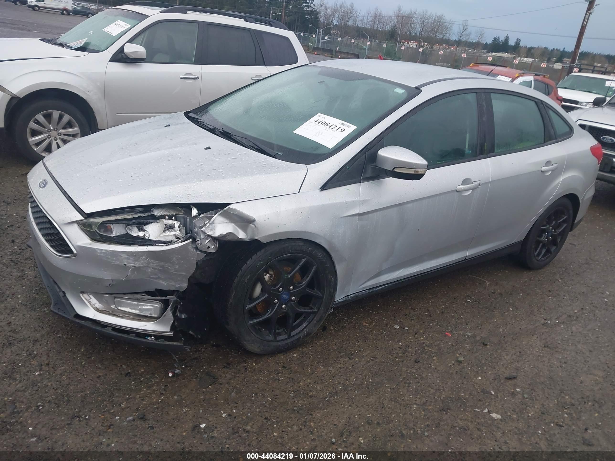 FORD FOCUS image 2