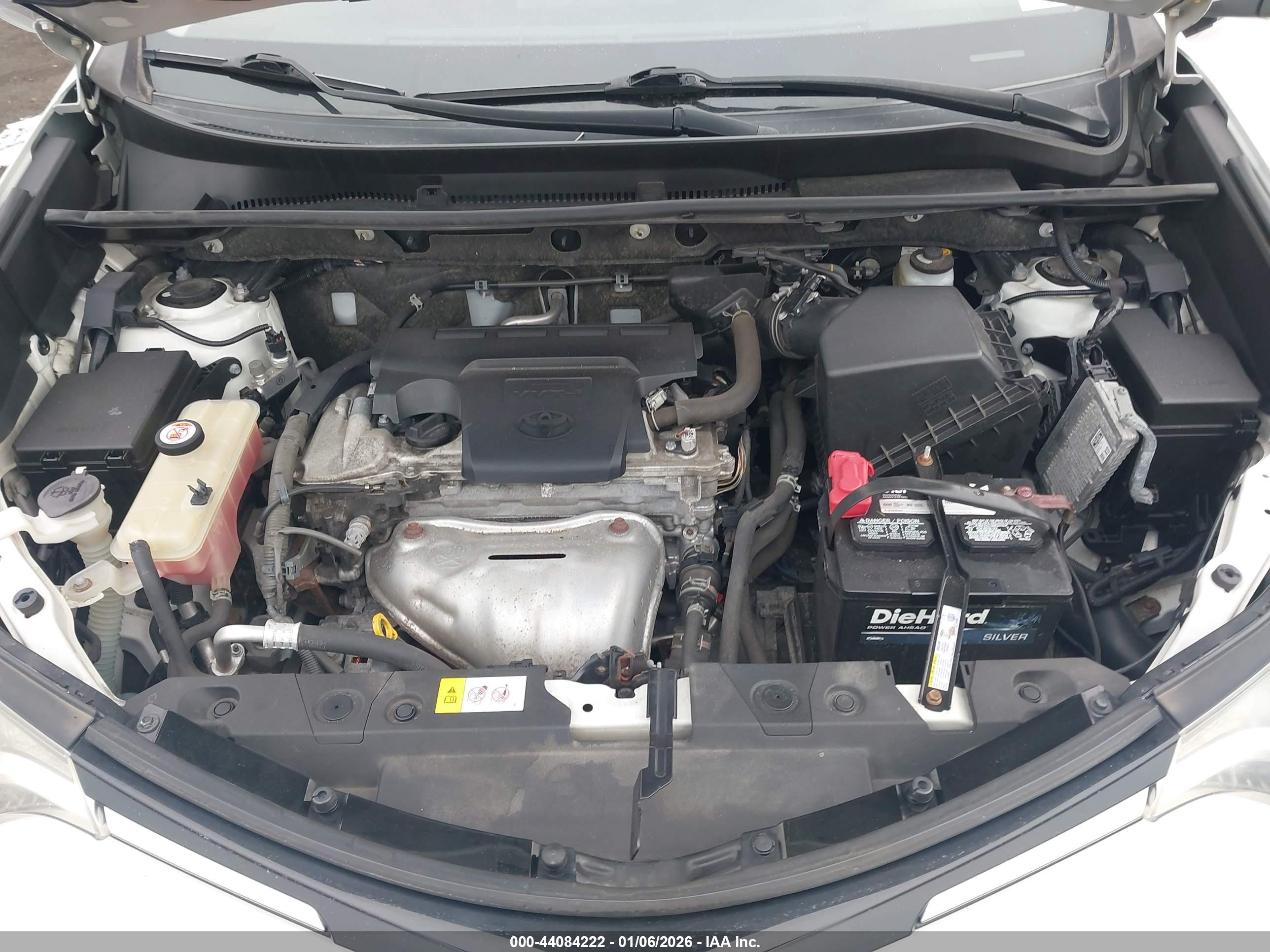 TOYOTA RAV4 image 10
