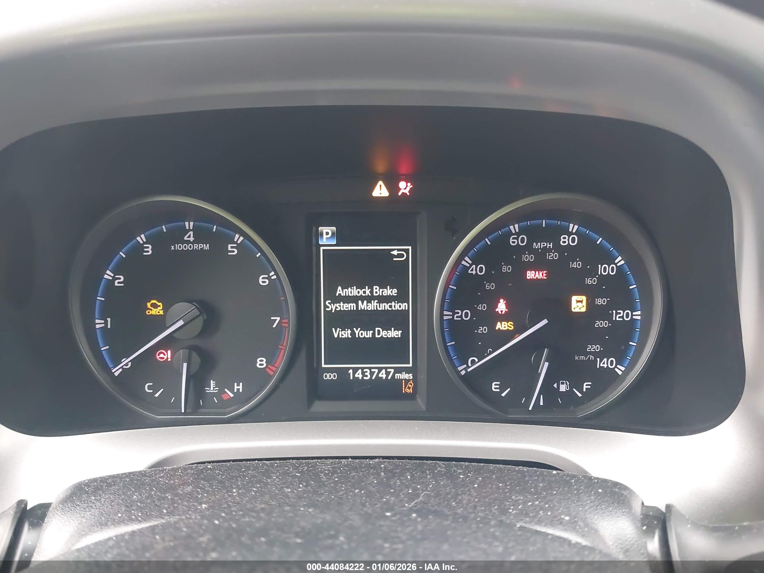 TOYOTA RAV4 image 7