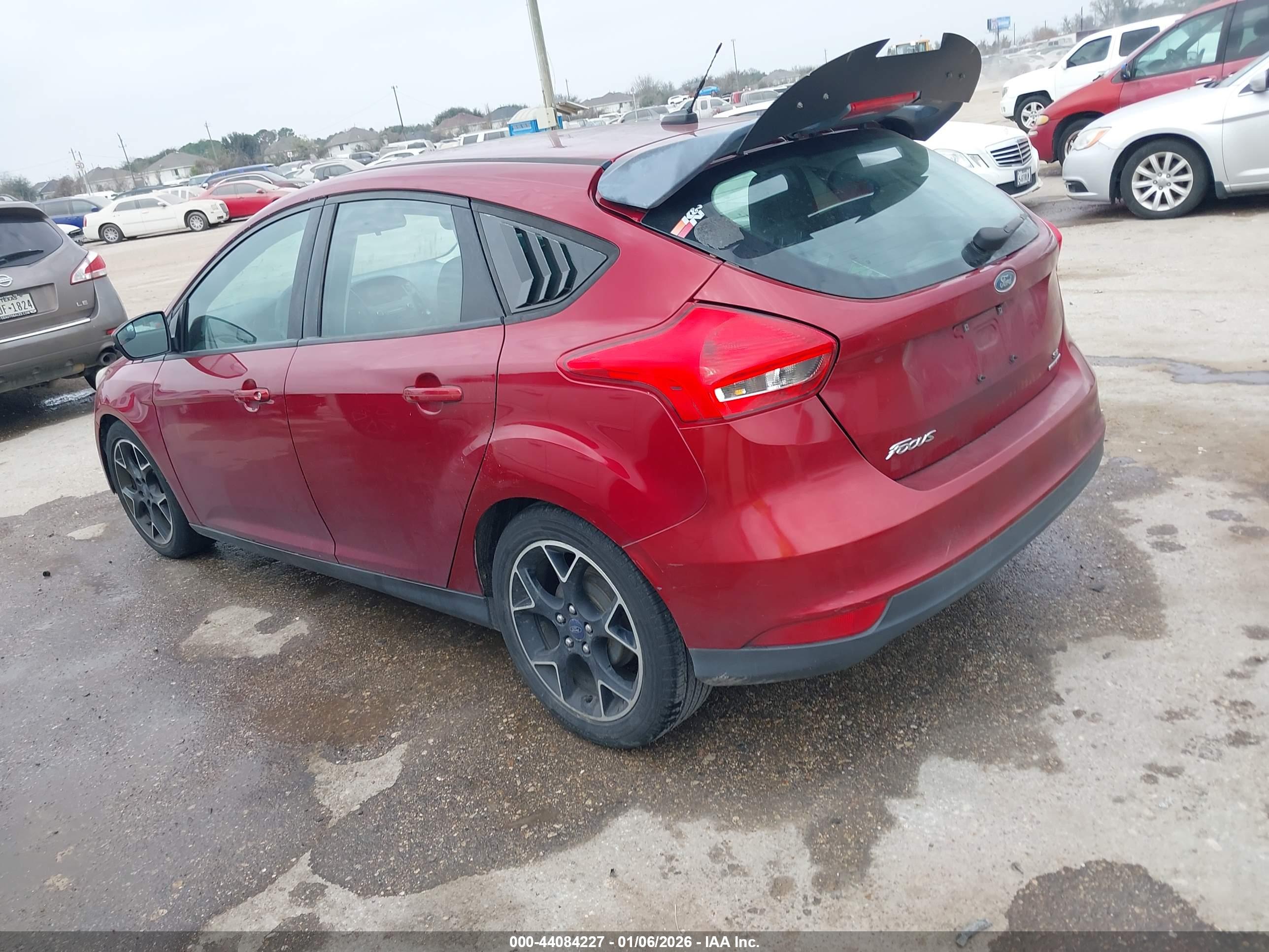 FORD FOCUS image 3