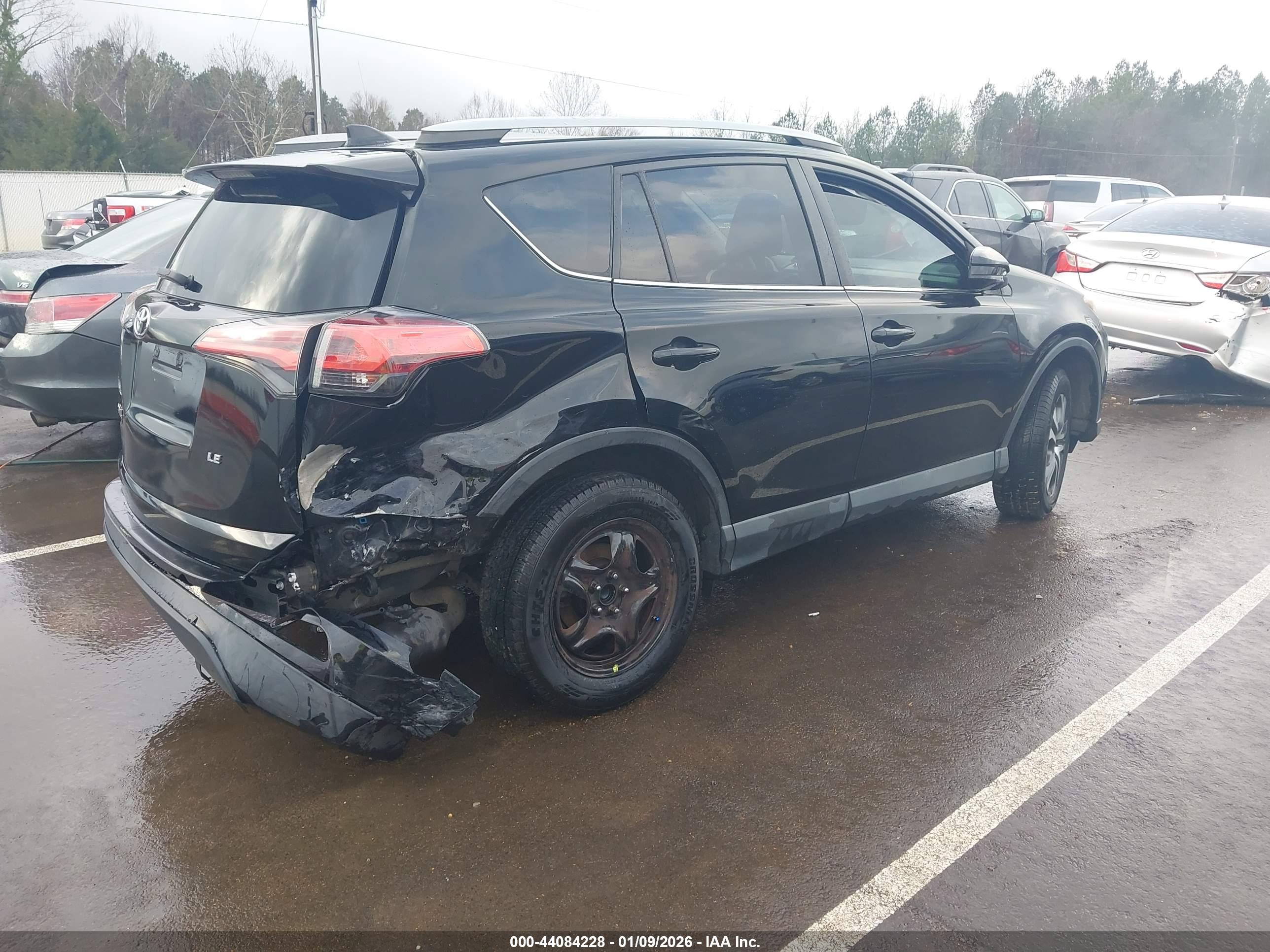 TOYOTA RAV4 image 4