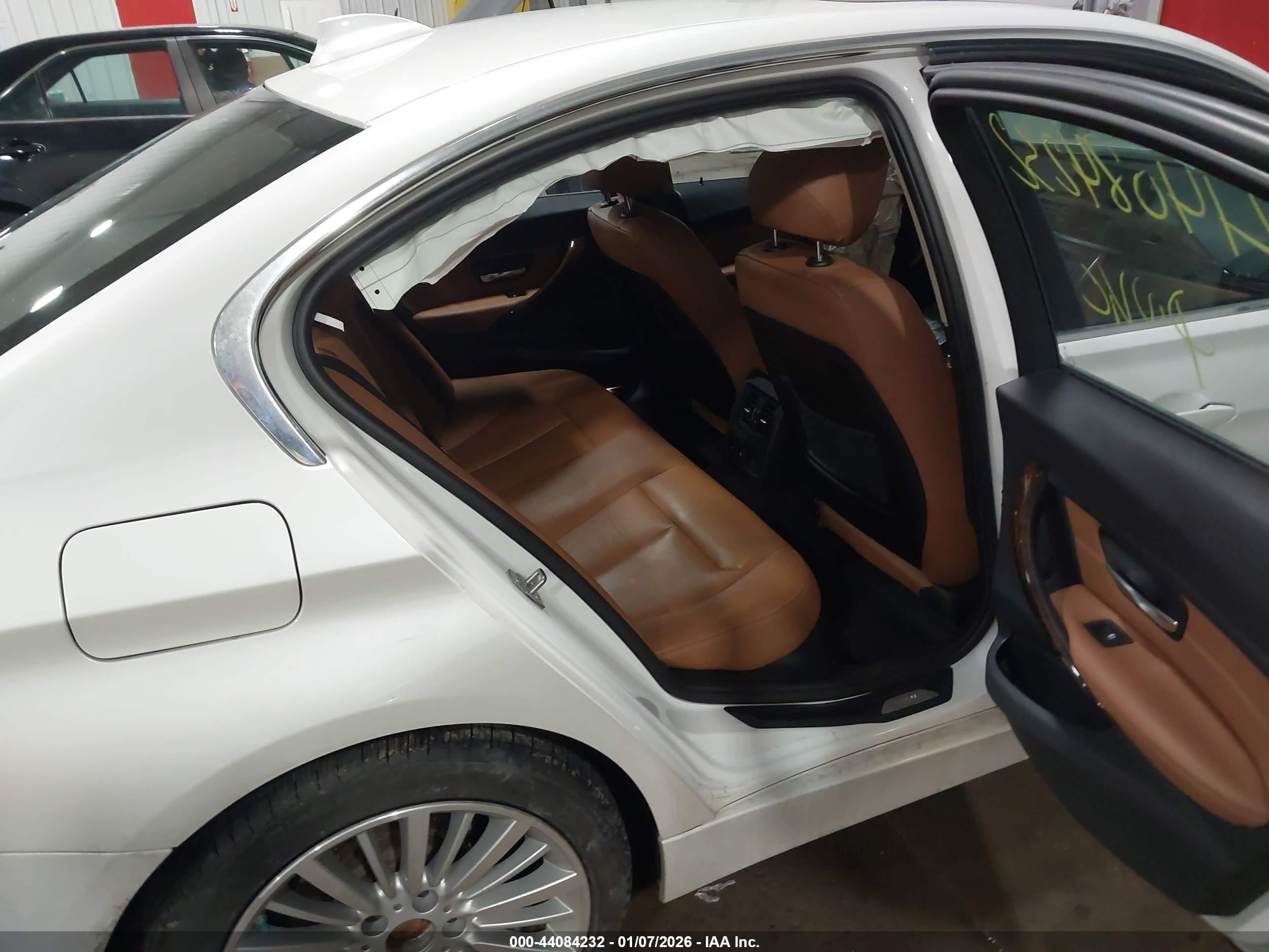 BMW 328I image 8