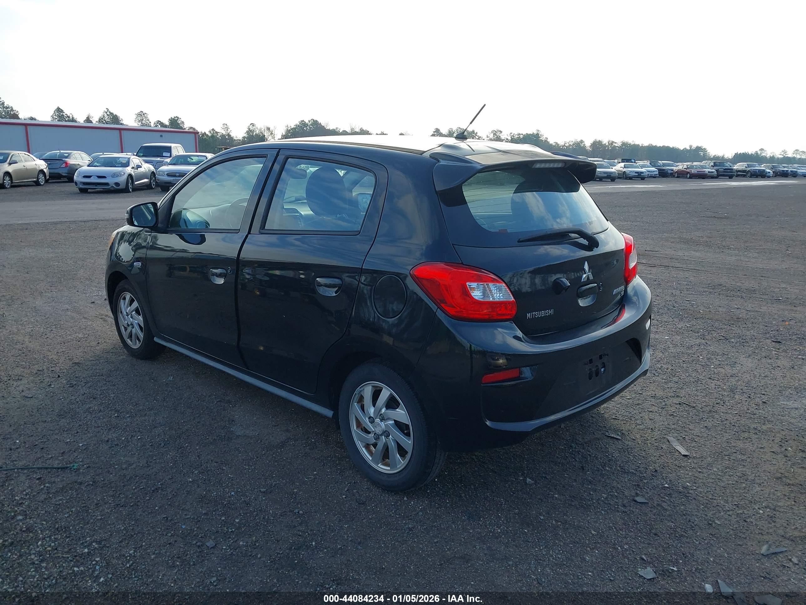 MITSUBISHI MIRAGE image 3