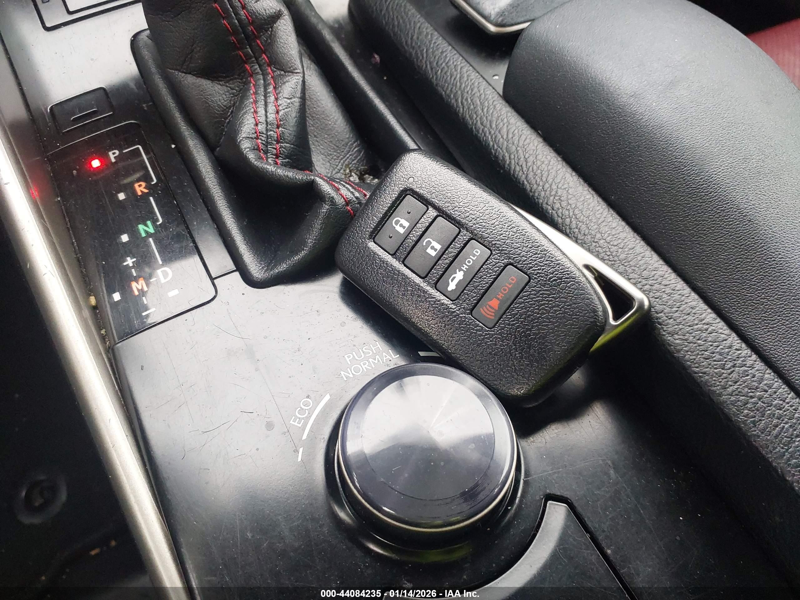LEXUS IS image 11