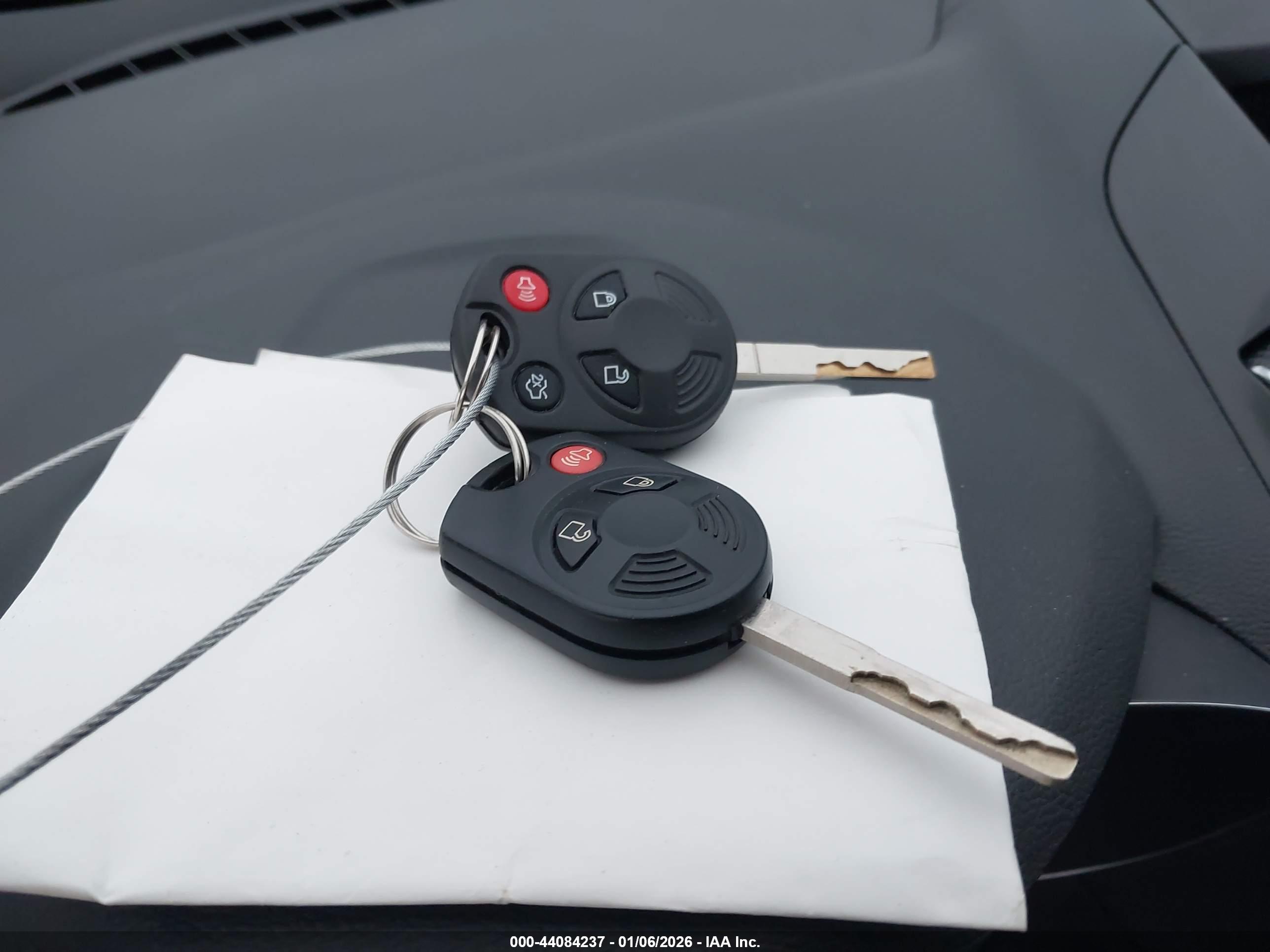 FORD ESCAPE image 11