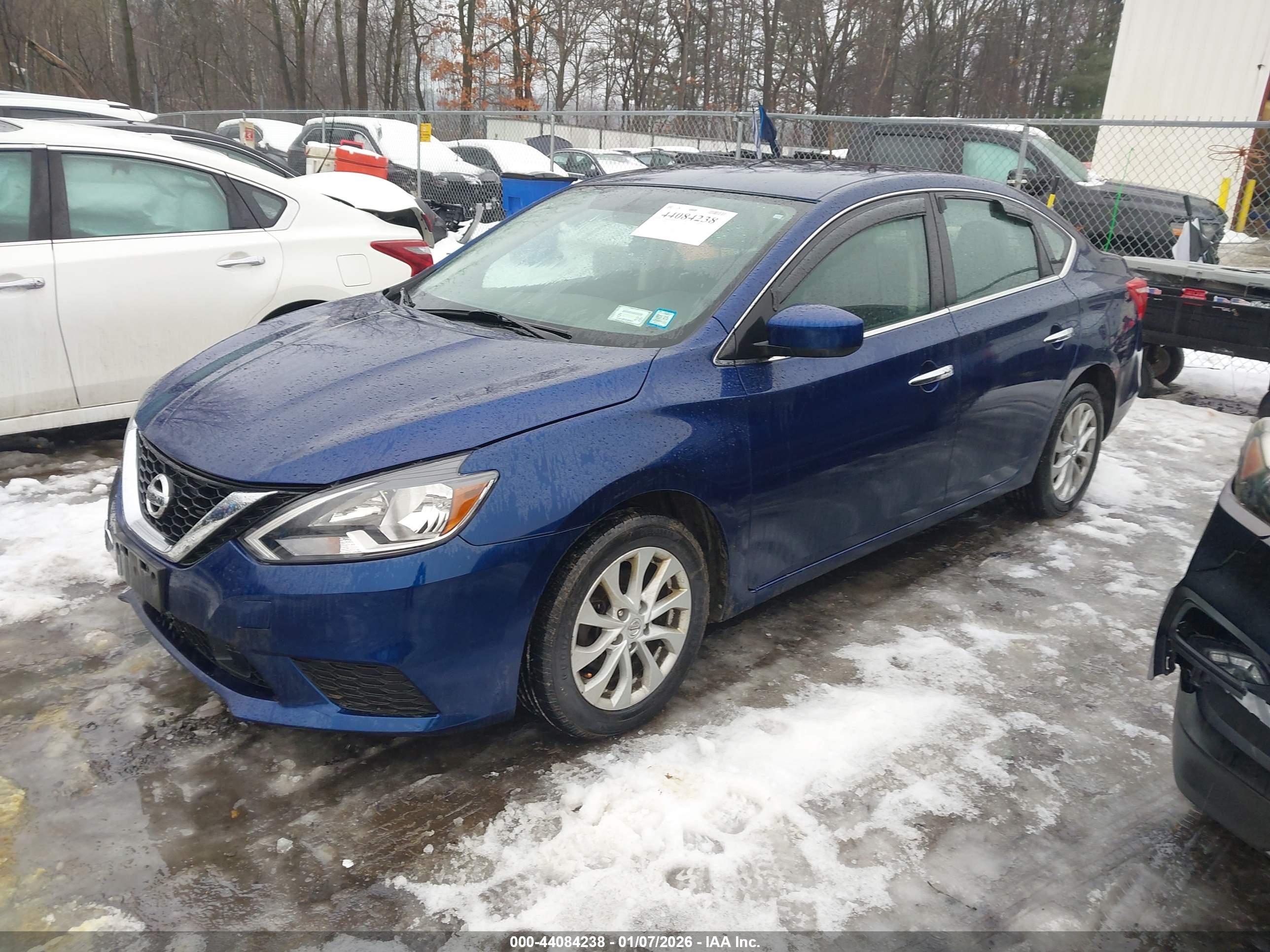 NISSAN SENTRA image 2