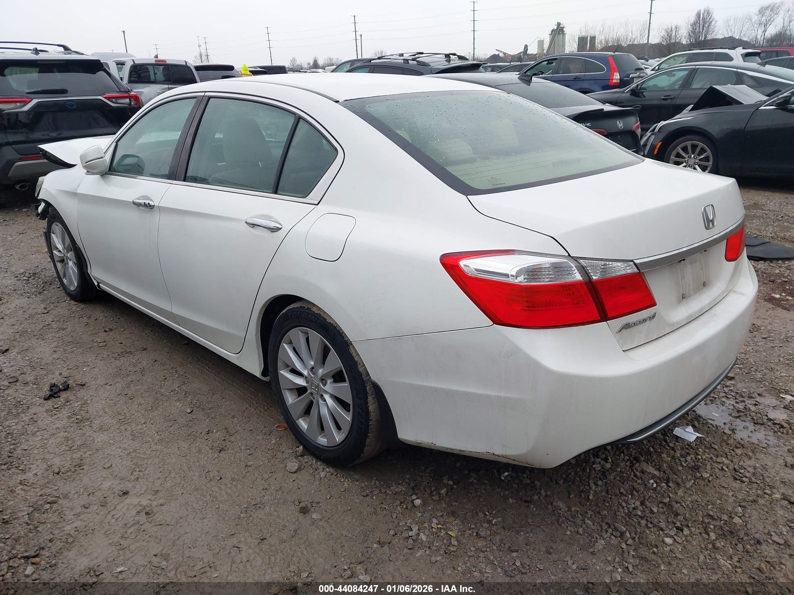 HONDA ACCORD image 3