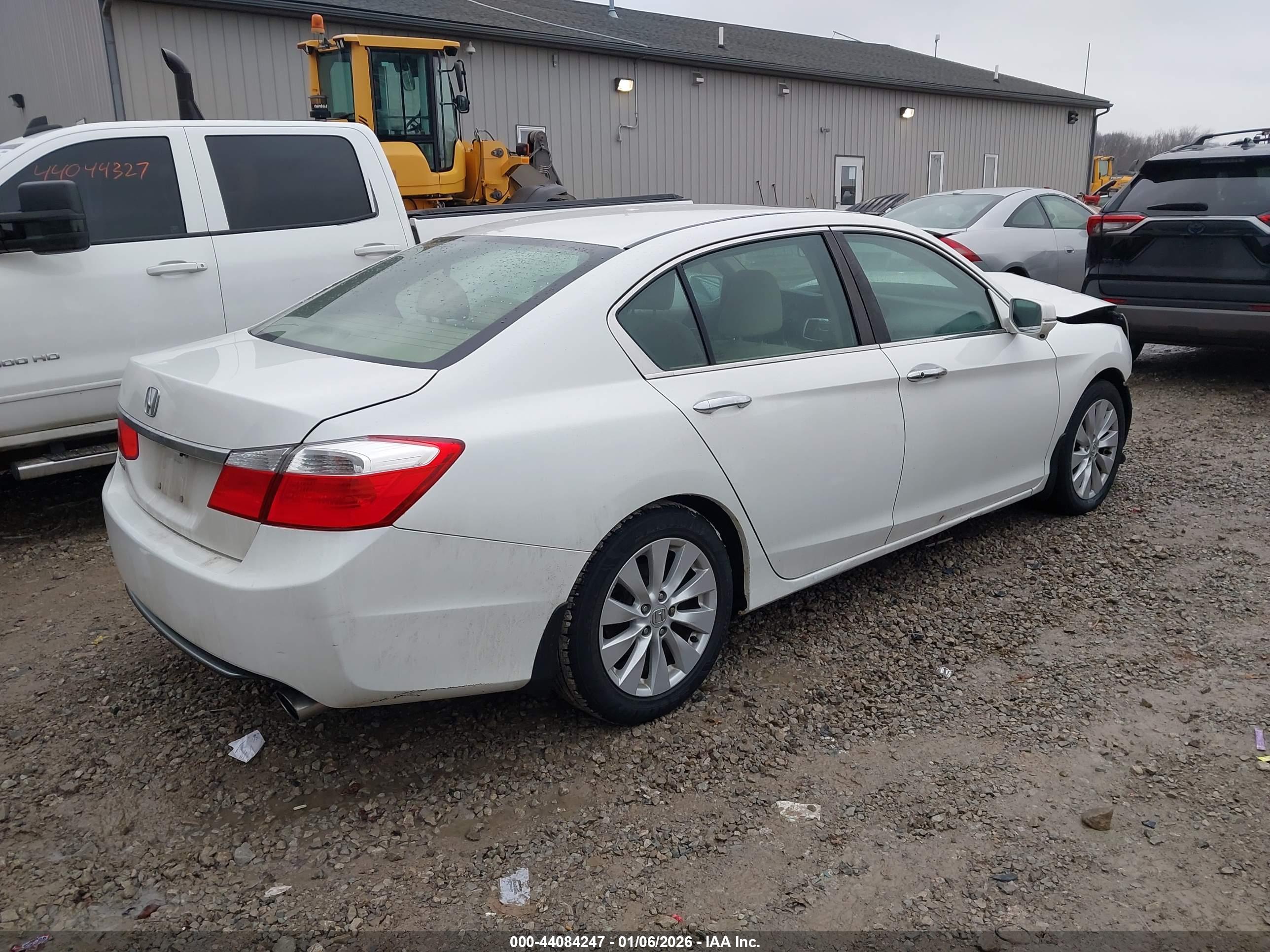 HONDA ACCORD image 4