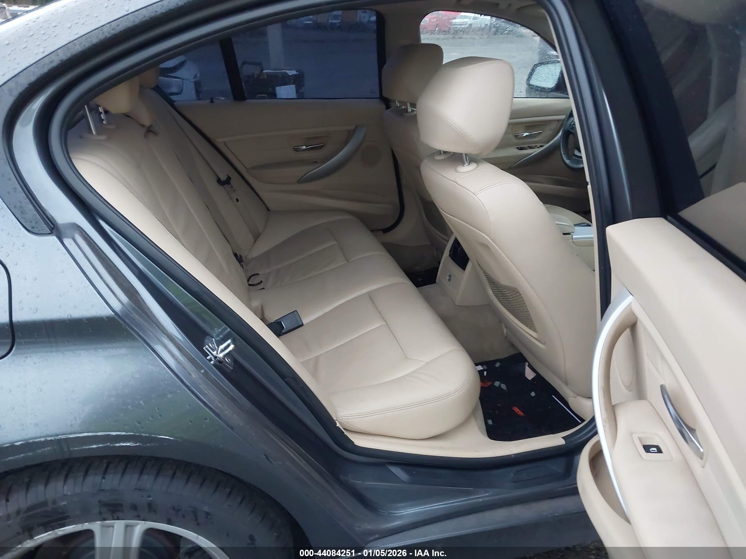 BMW 328I image 8