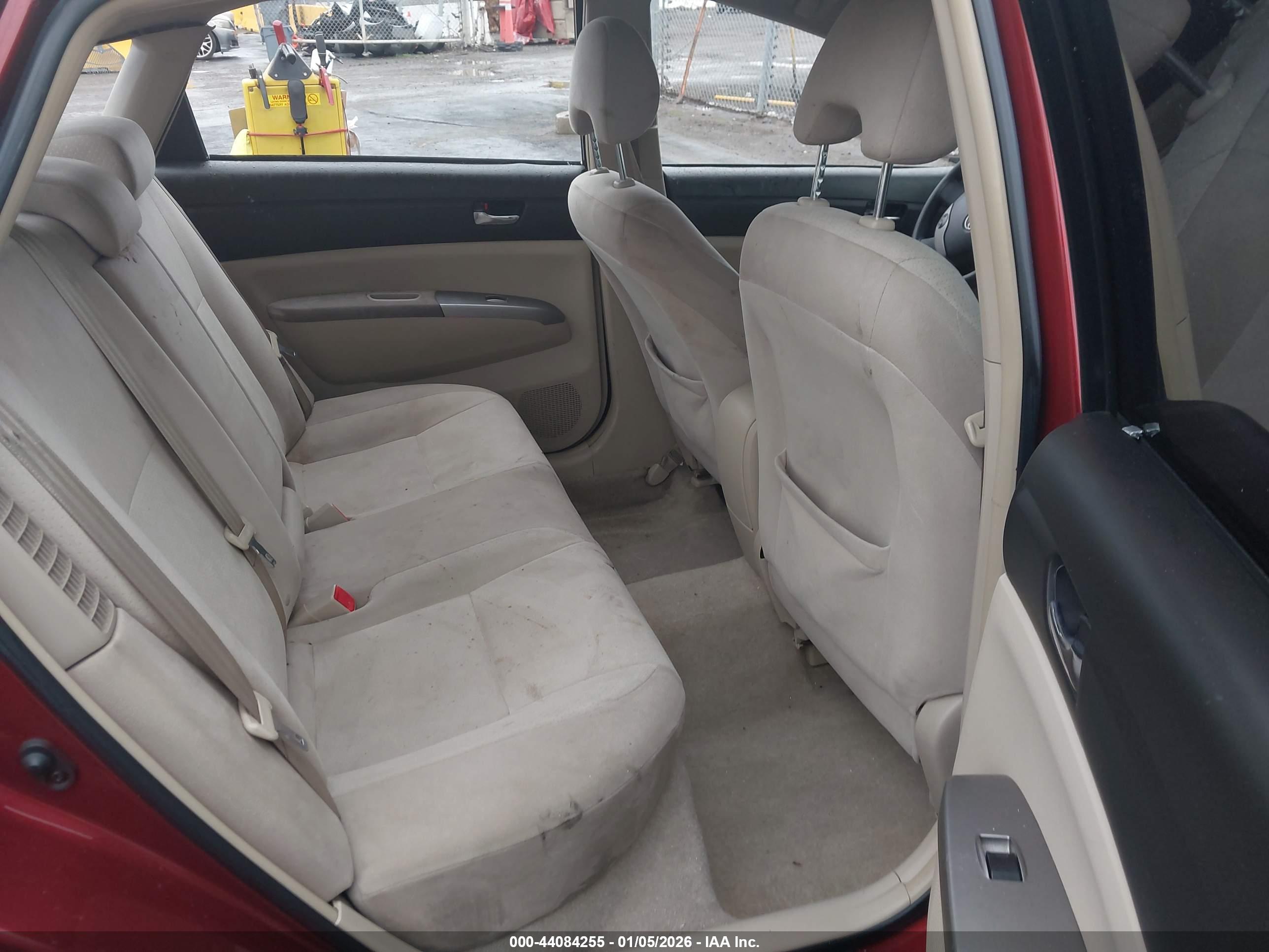 TOYOTA PRIUS image 8