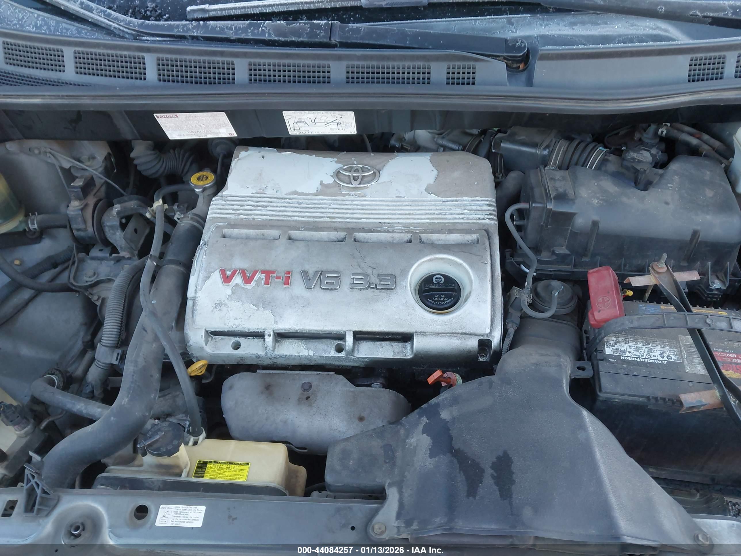 TOYOTA SIENNA image 10