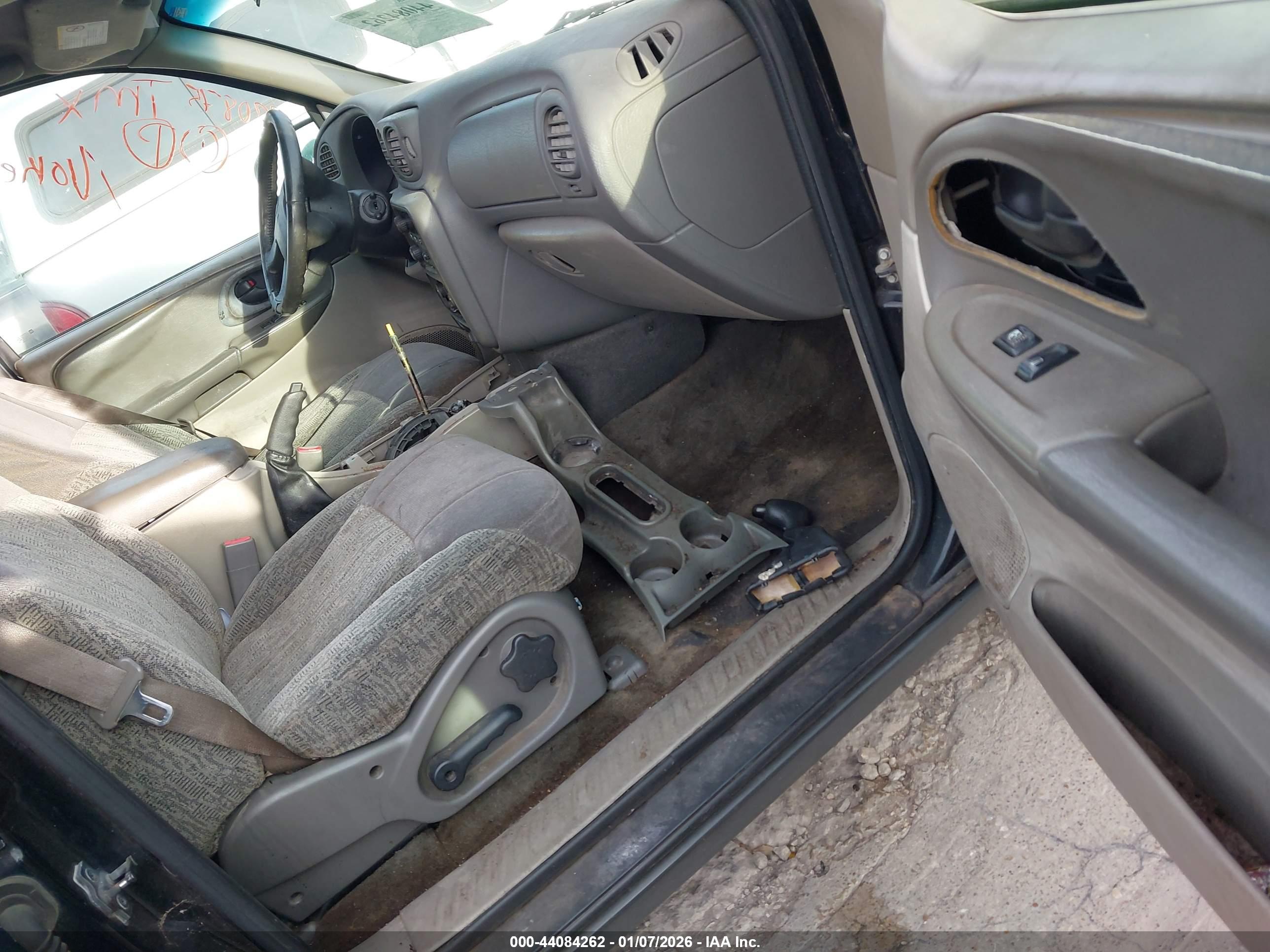 CHEVROLET TRAILBLAZER image 5