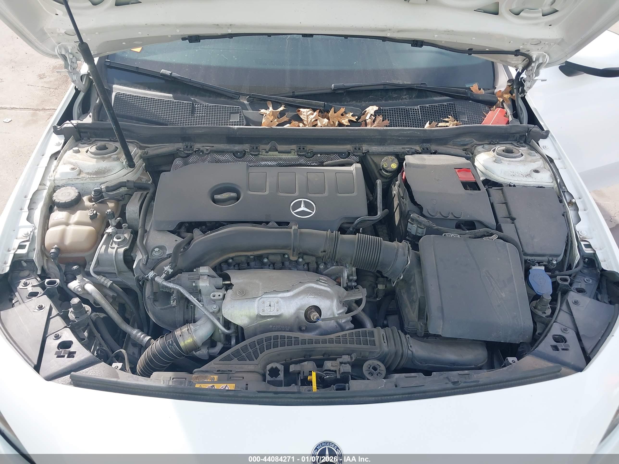 MERCEDES-BENZ A image 10
