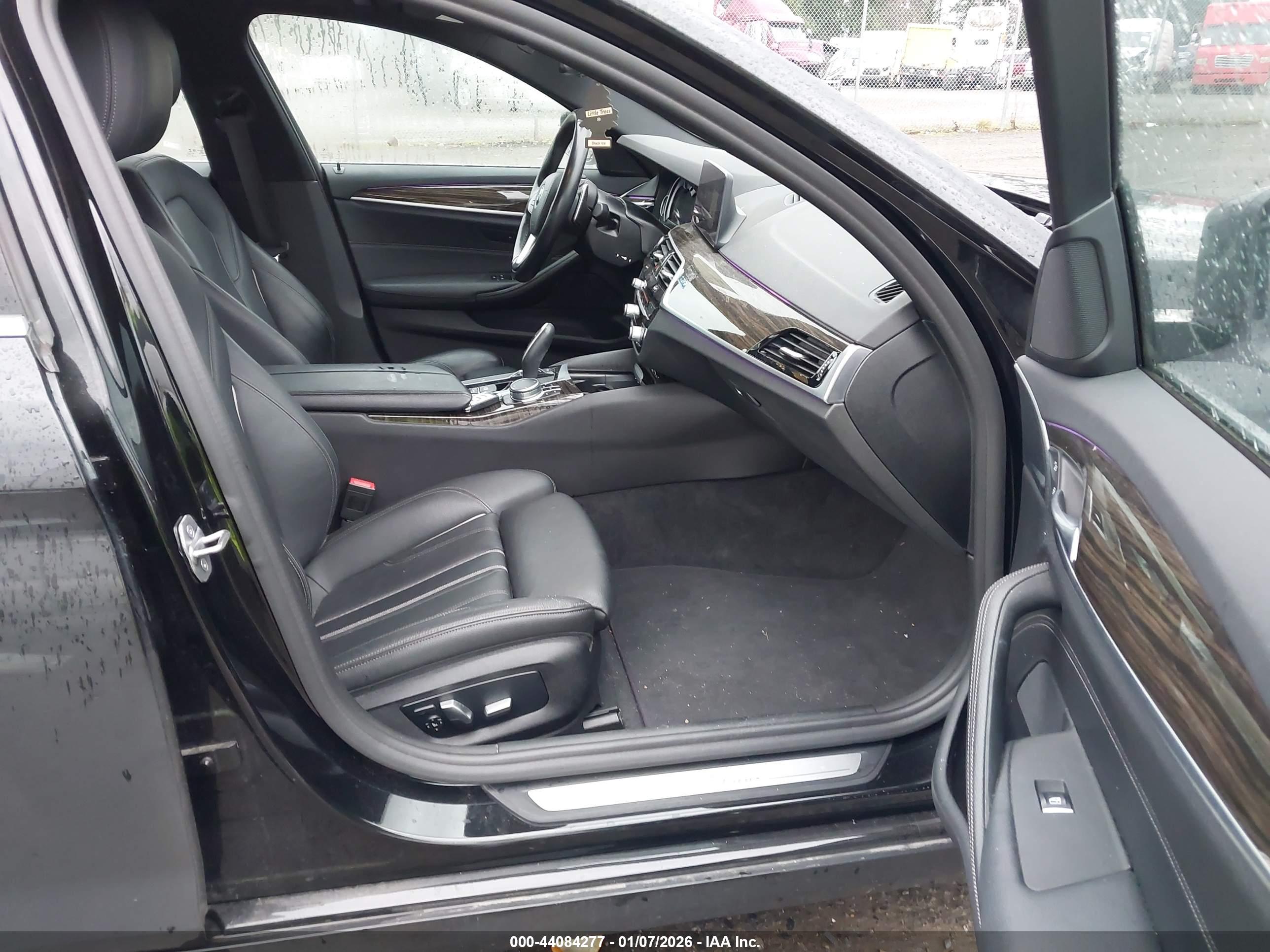 BMW 530I image 5
