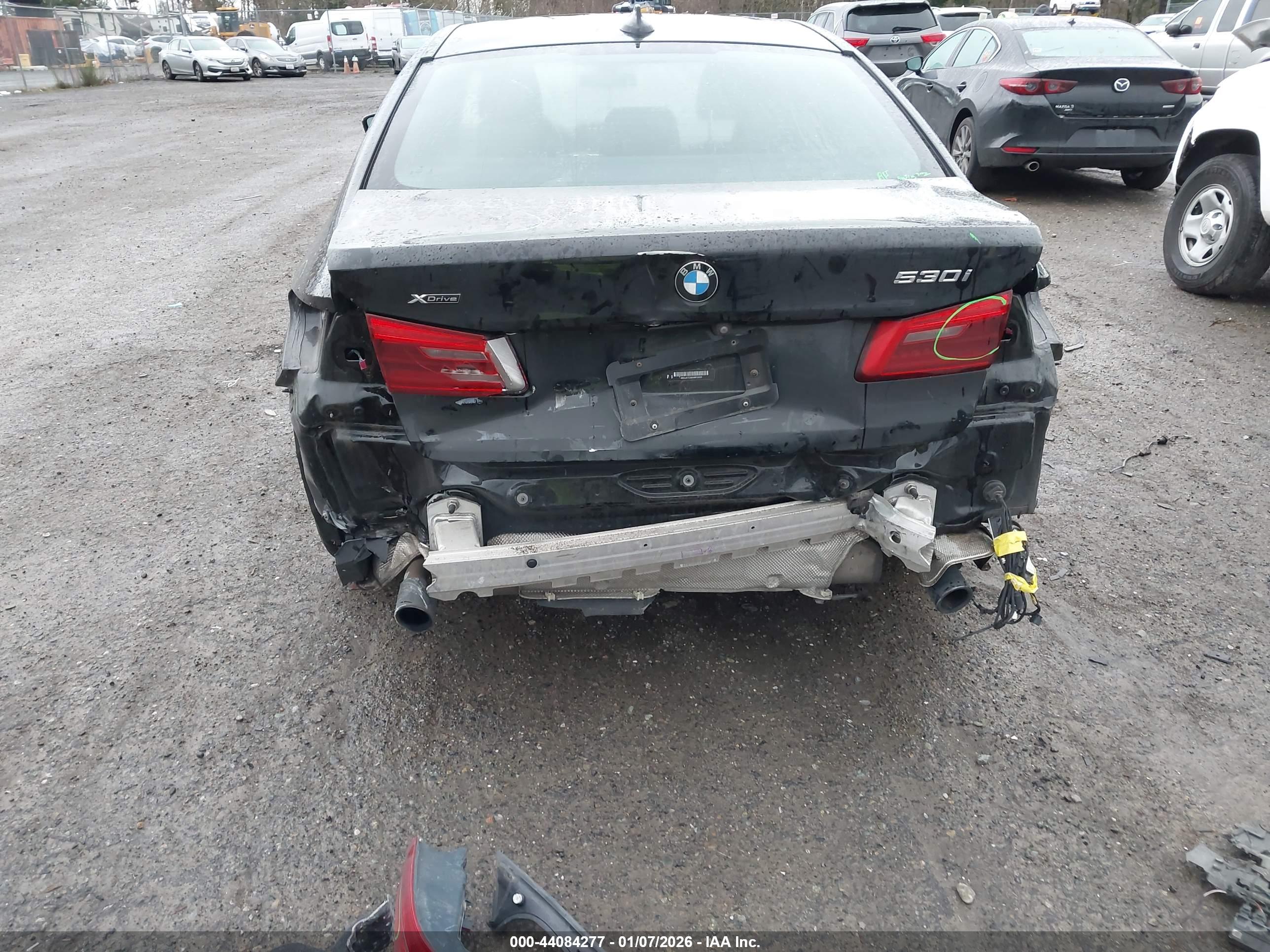 BMW 530I image 6