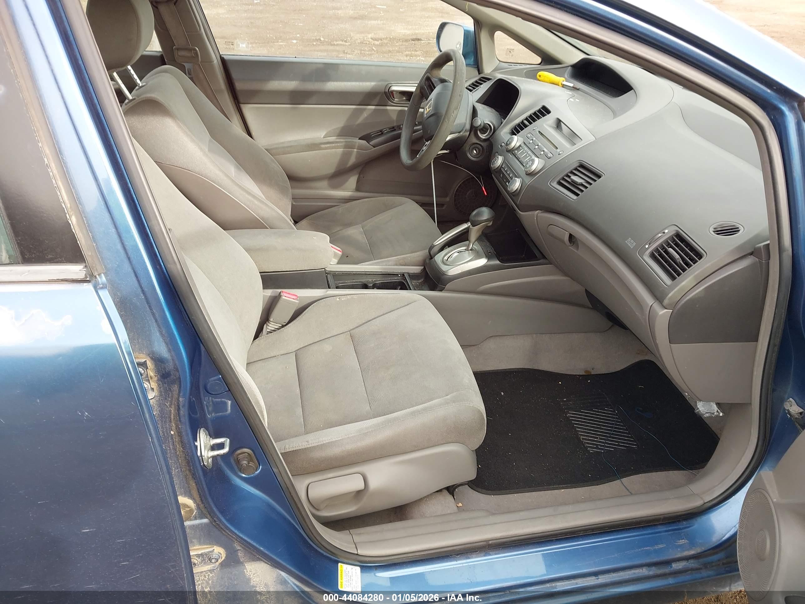 HONDA CIVIC image 5