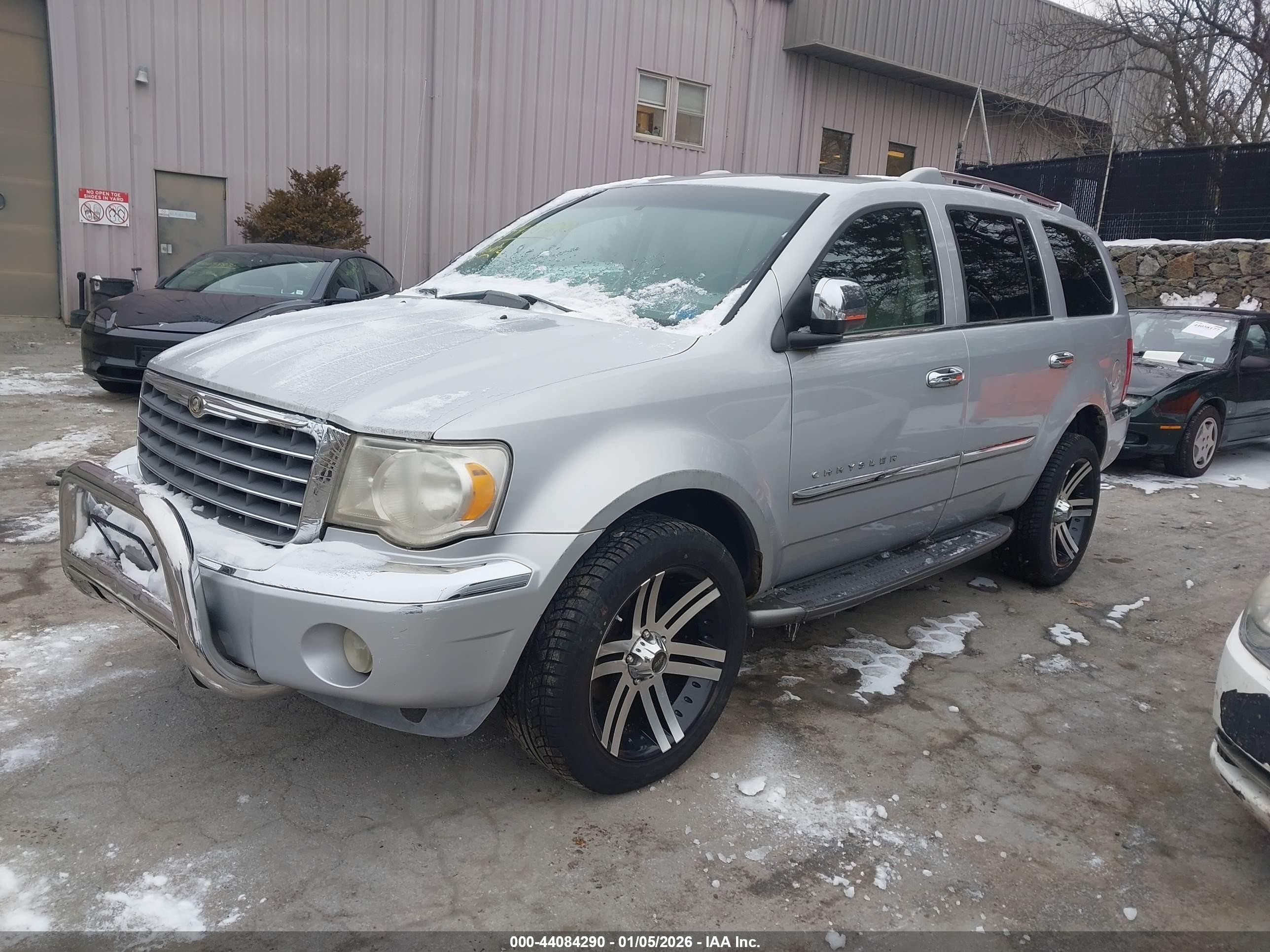 CHRYSLER ASPEN image 2