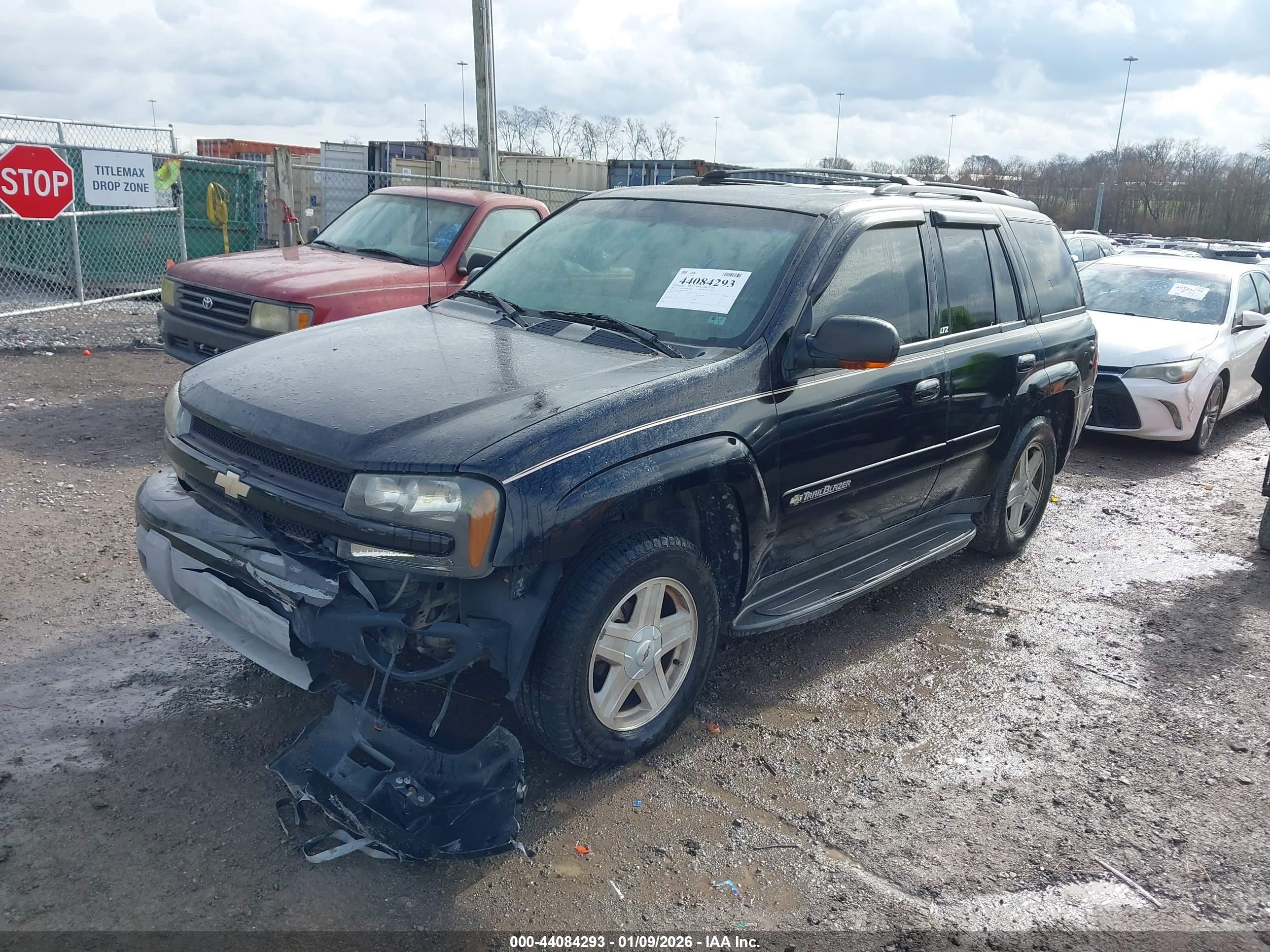CHEVROLET TRAILBLAZER image 2