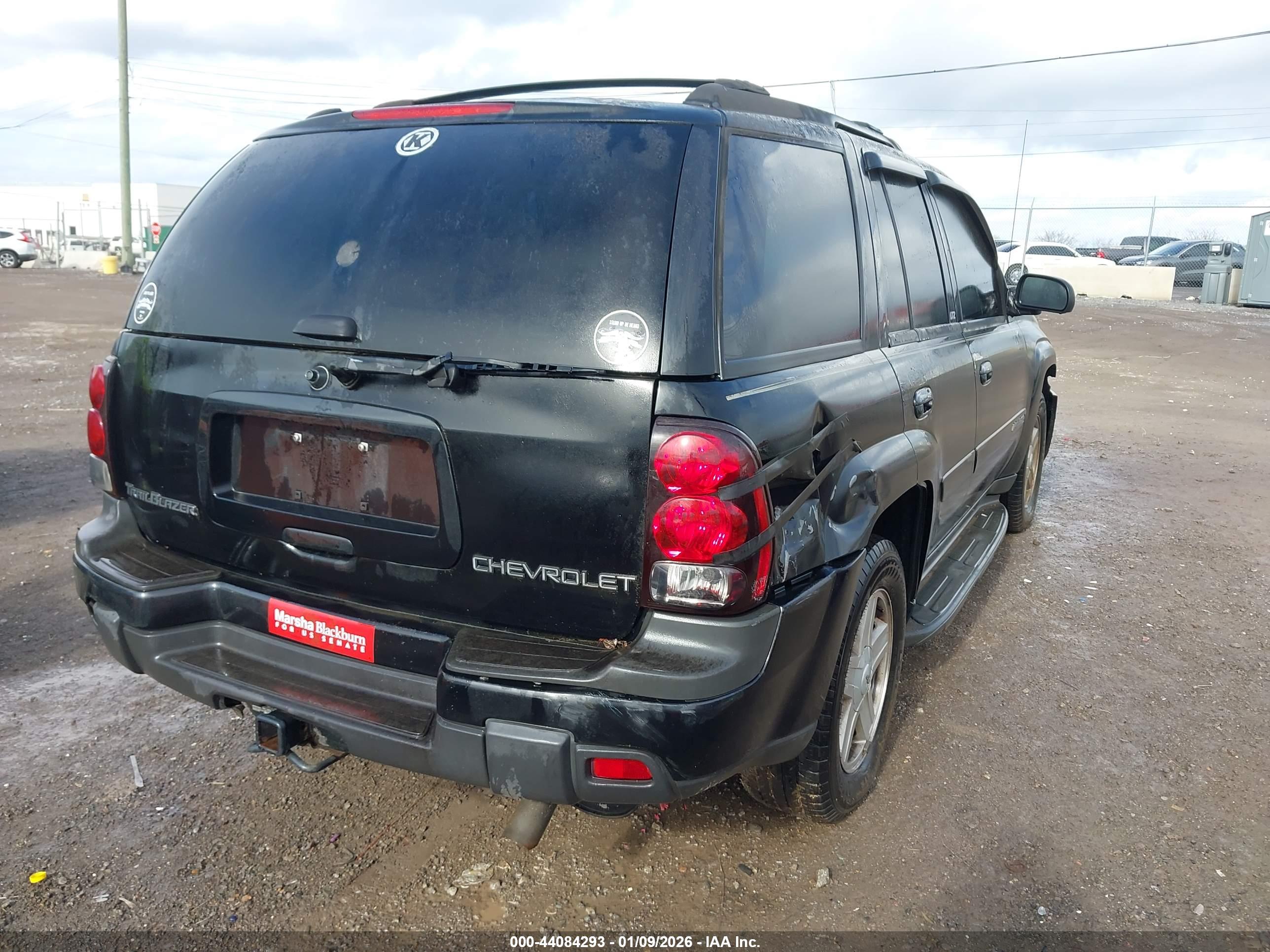 CHEVROLET TRAILBLAZER image 4