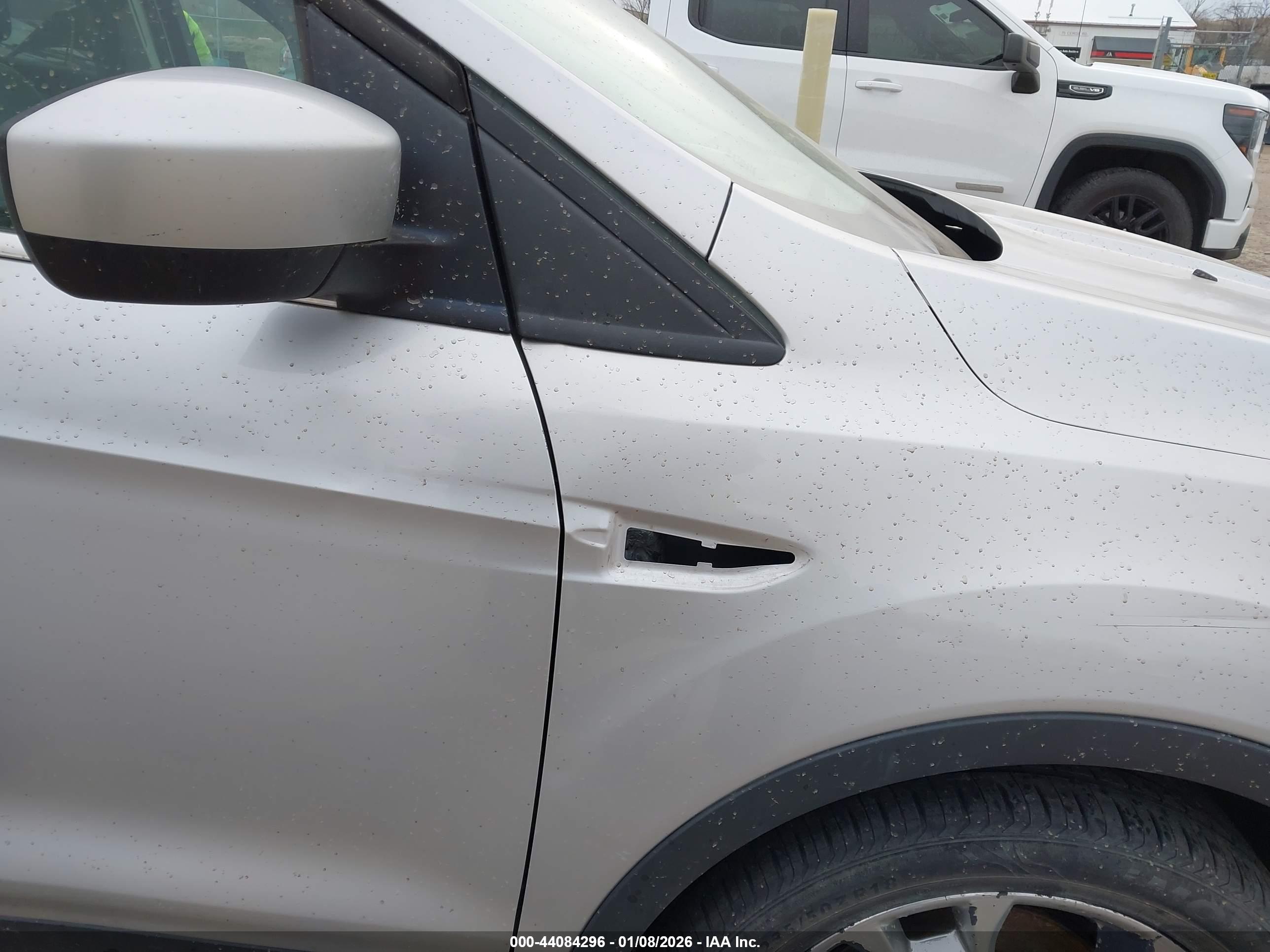 FORD ESCAPE image 6
