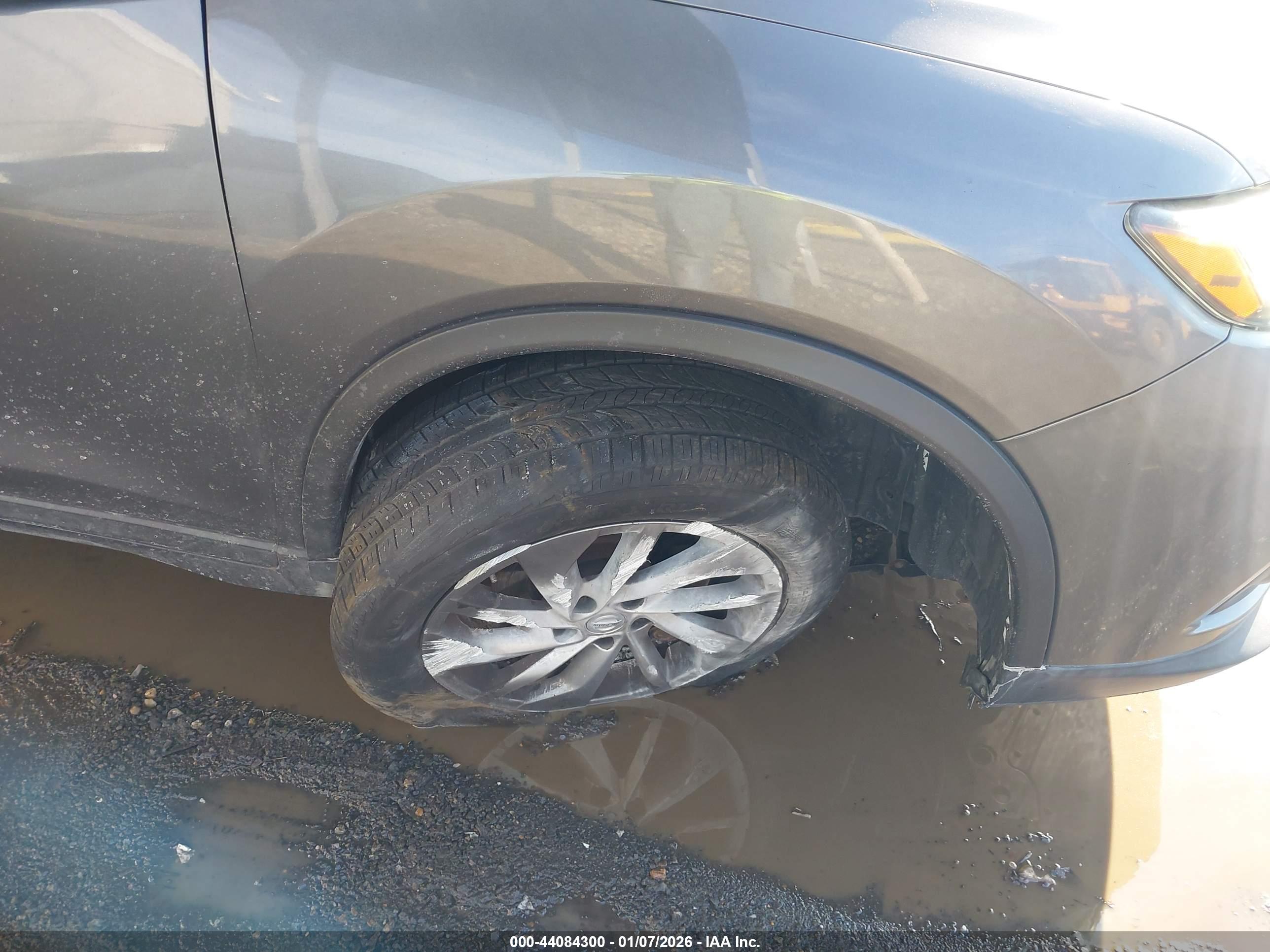 NISSAN ROGUE image 6